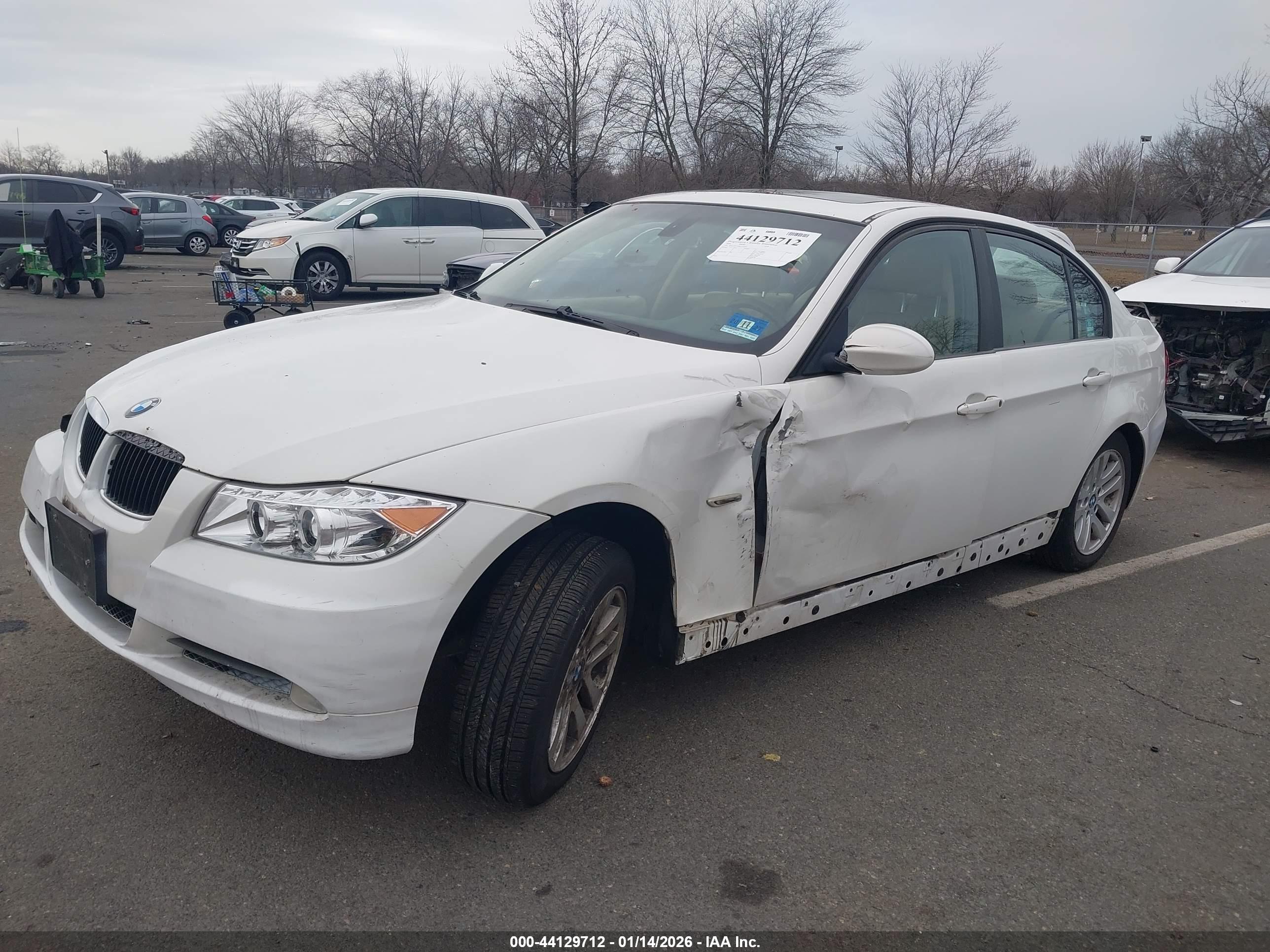 BMW 325I image 2