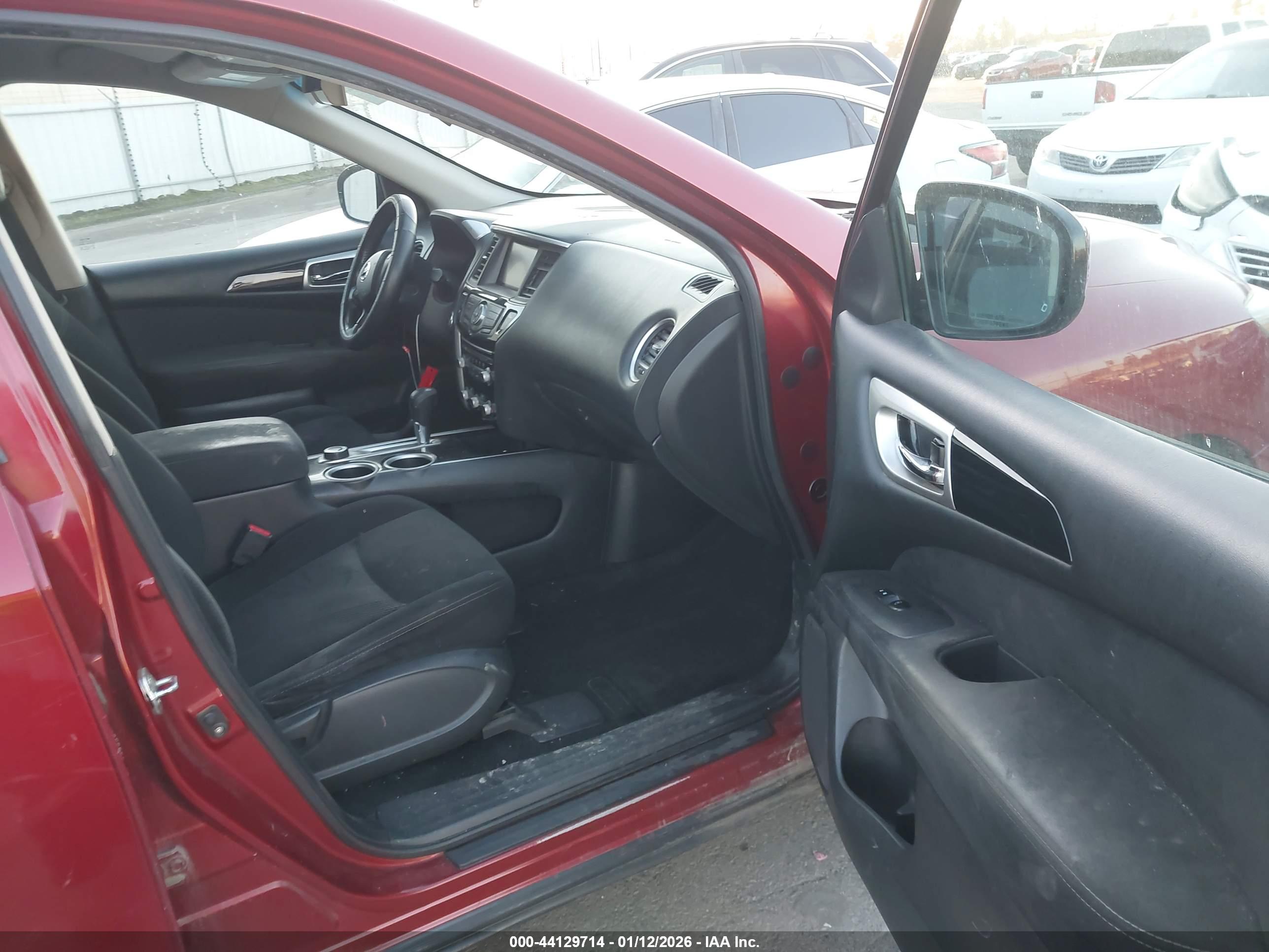 NISSAN PATHFINDER image 5