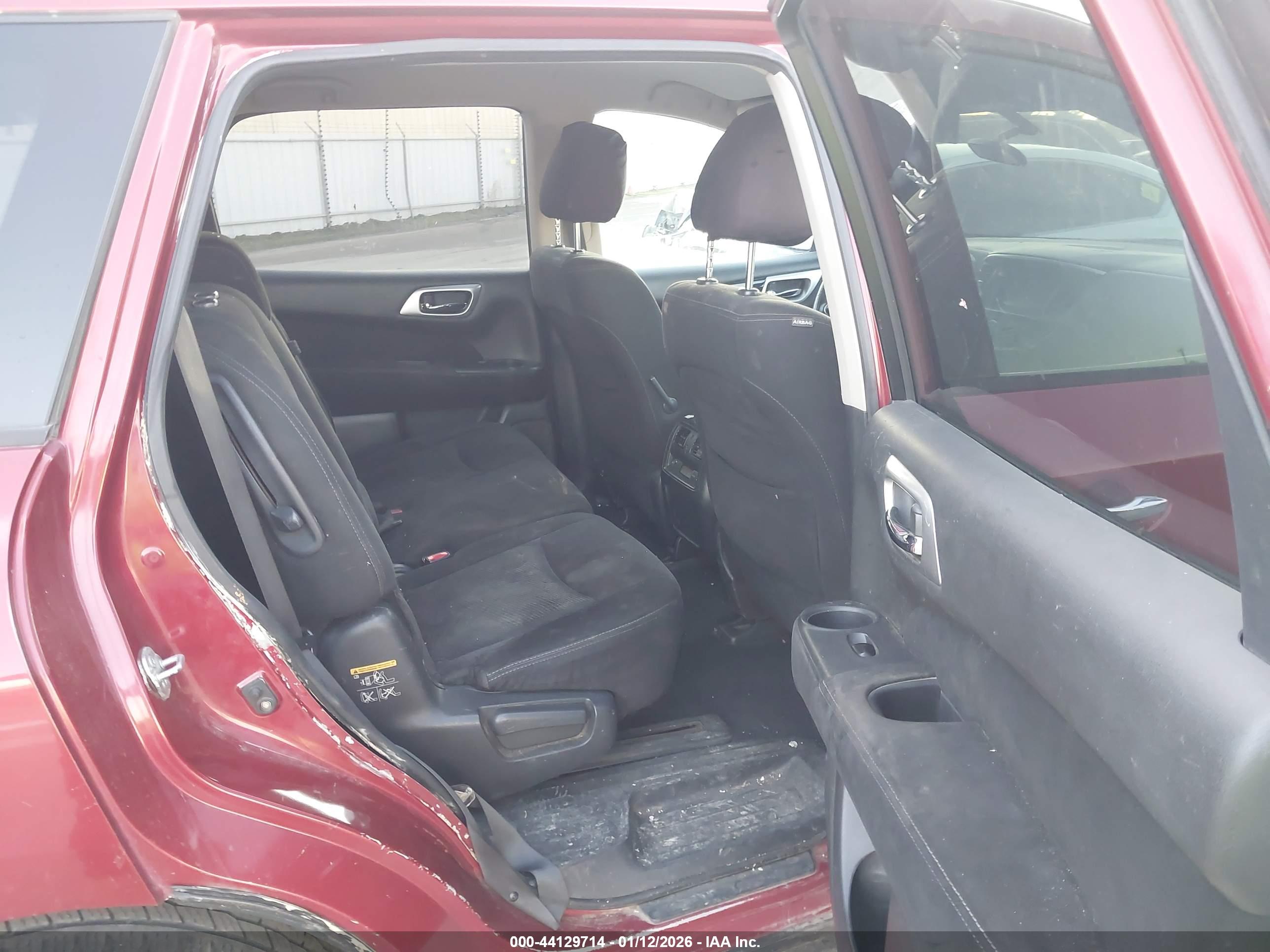 NISSAN PATHFINDER image 8