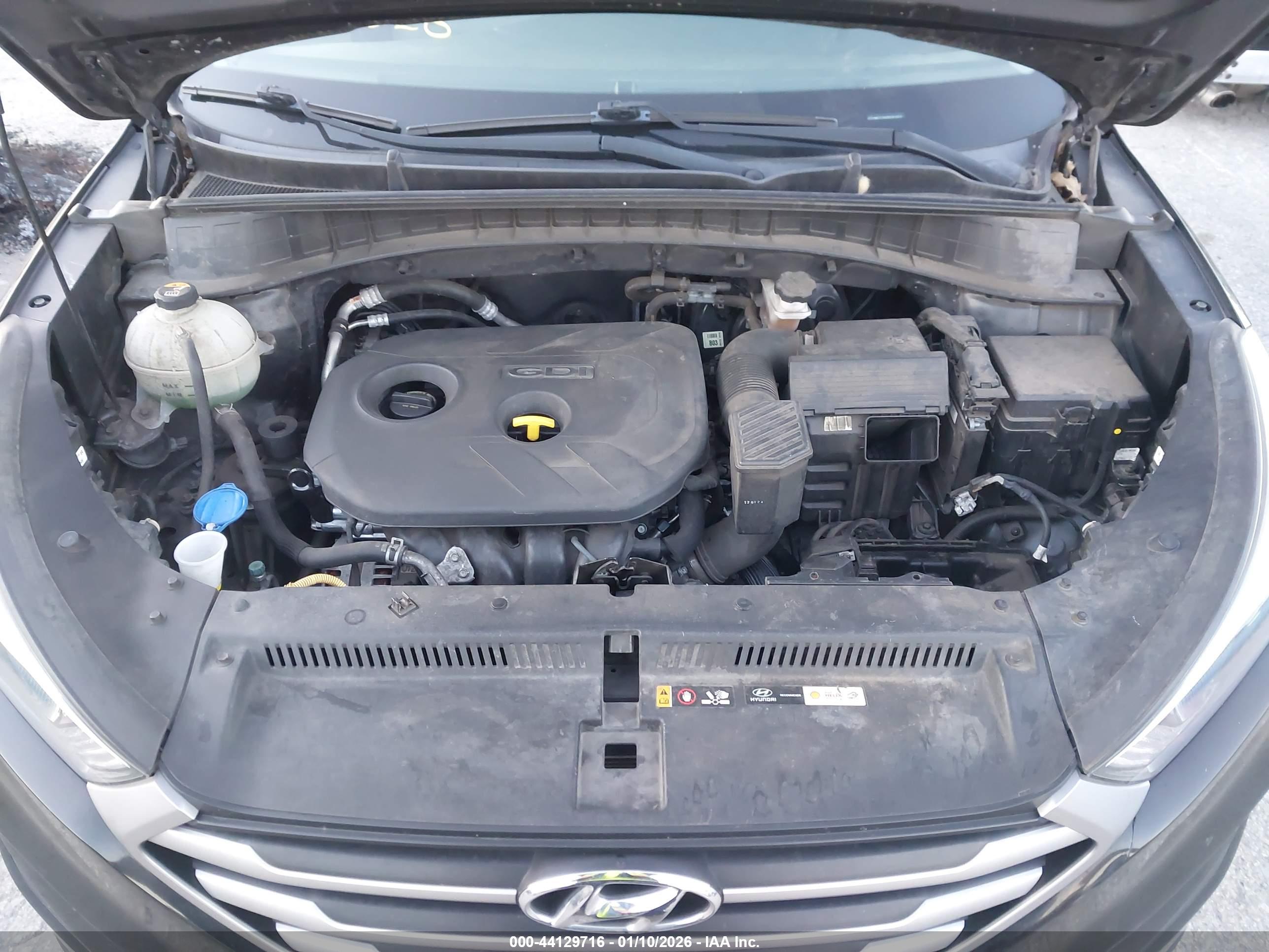 HYUNDAI TUCSON image 10