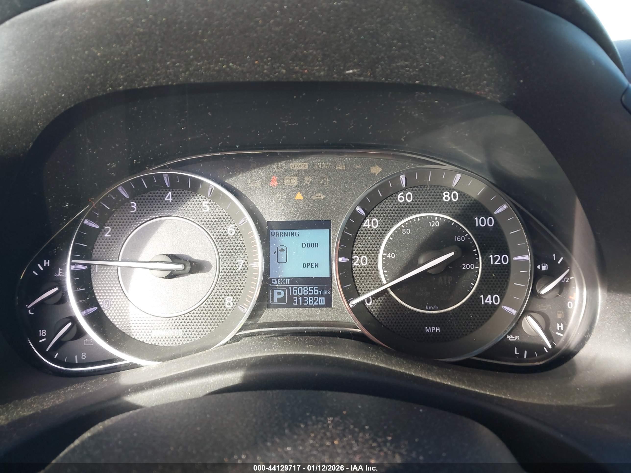 NISSAN ARMADA image 7