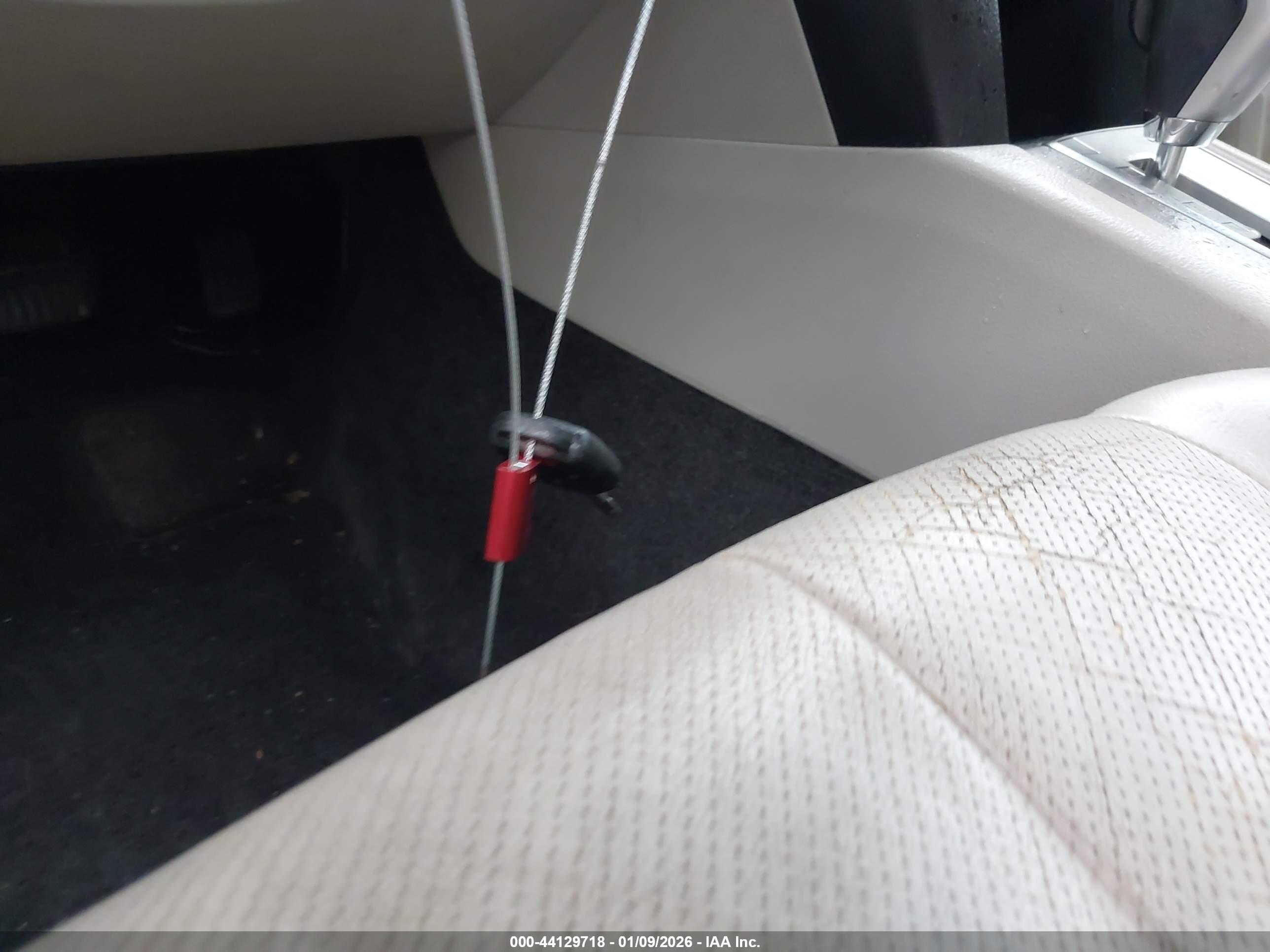 SUBARU OUTBACK image 11