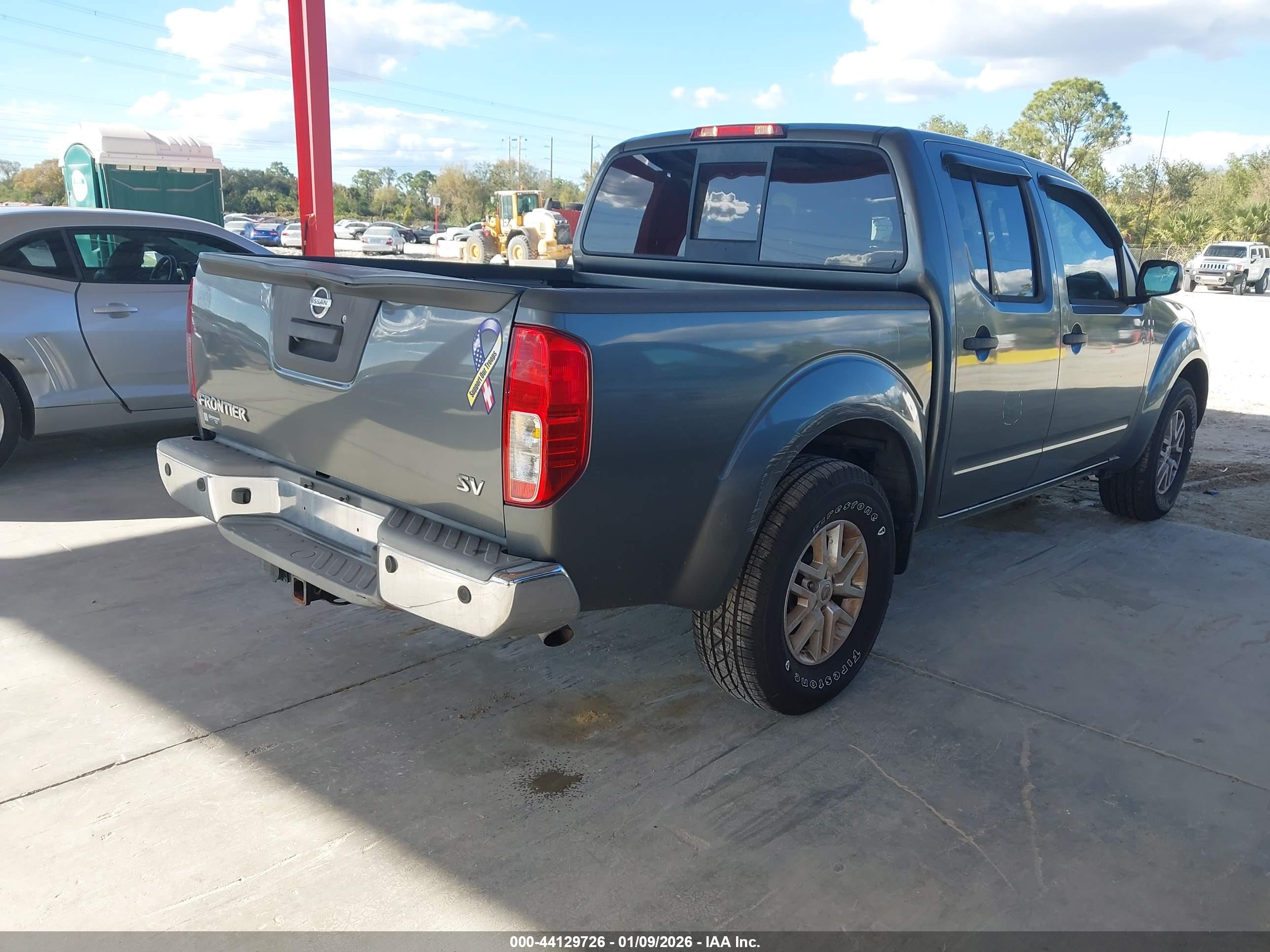 NISSAN FRONTIER image 4