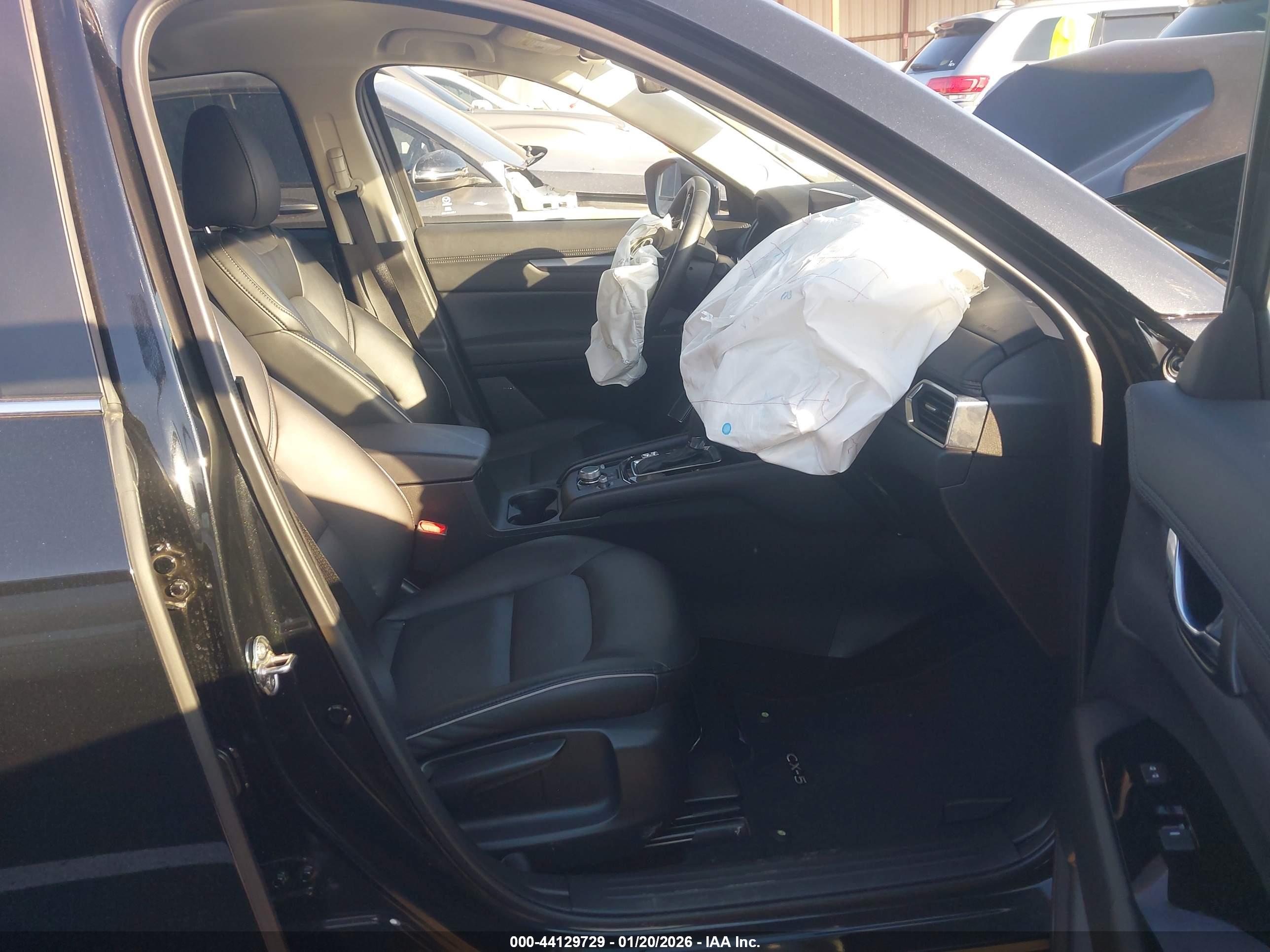 MAZDA CX-5 image 5