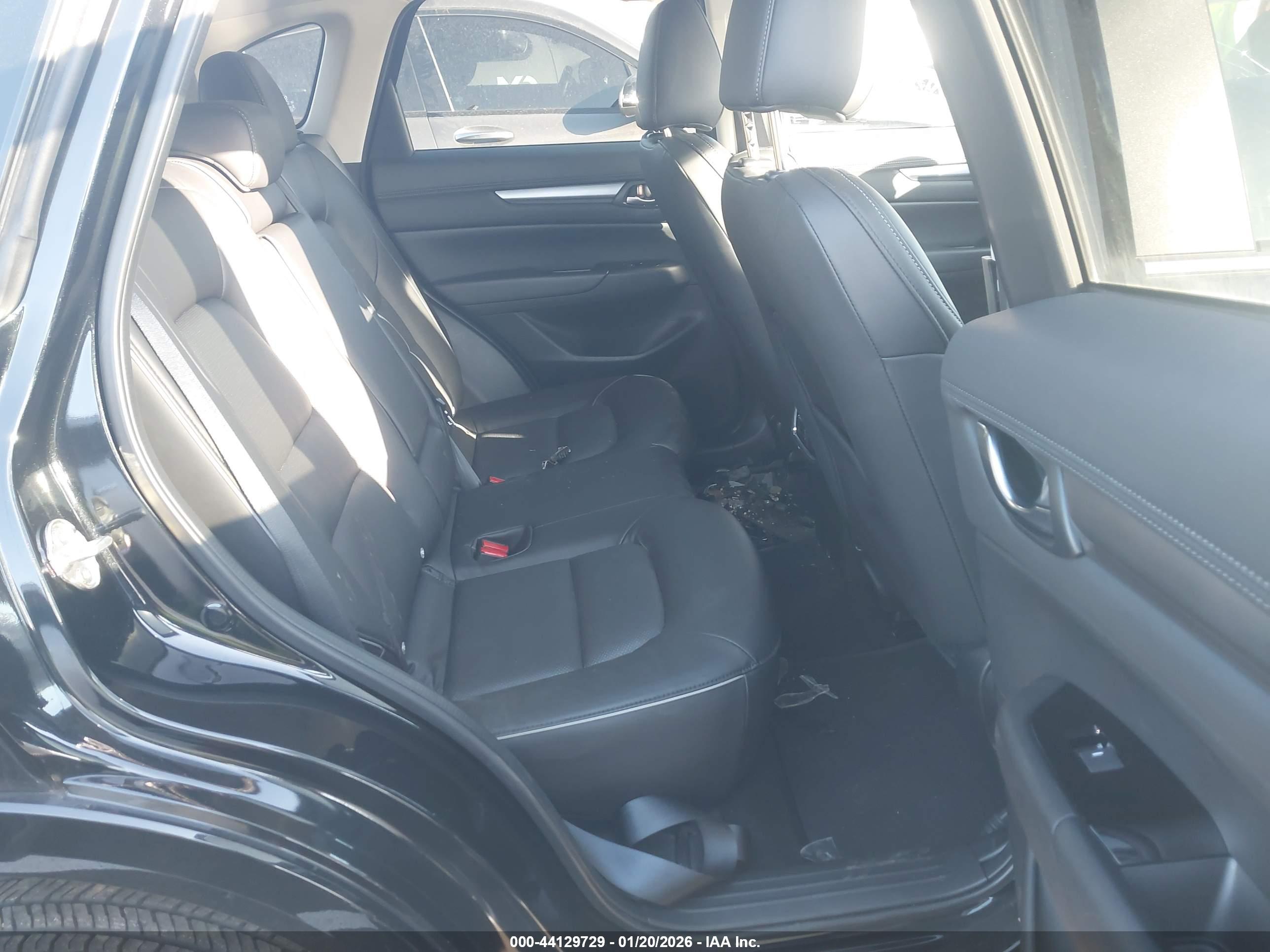 MAZDA CX-5 image 8
