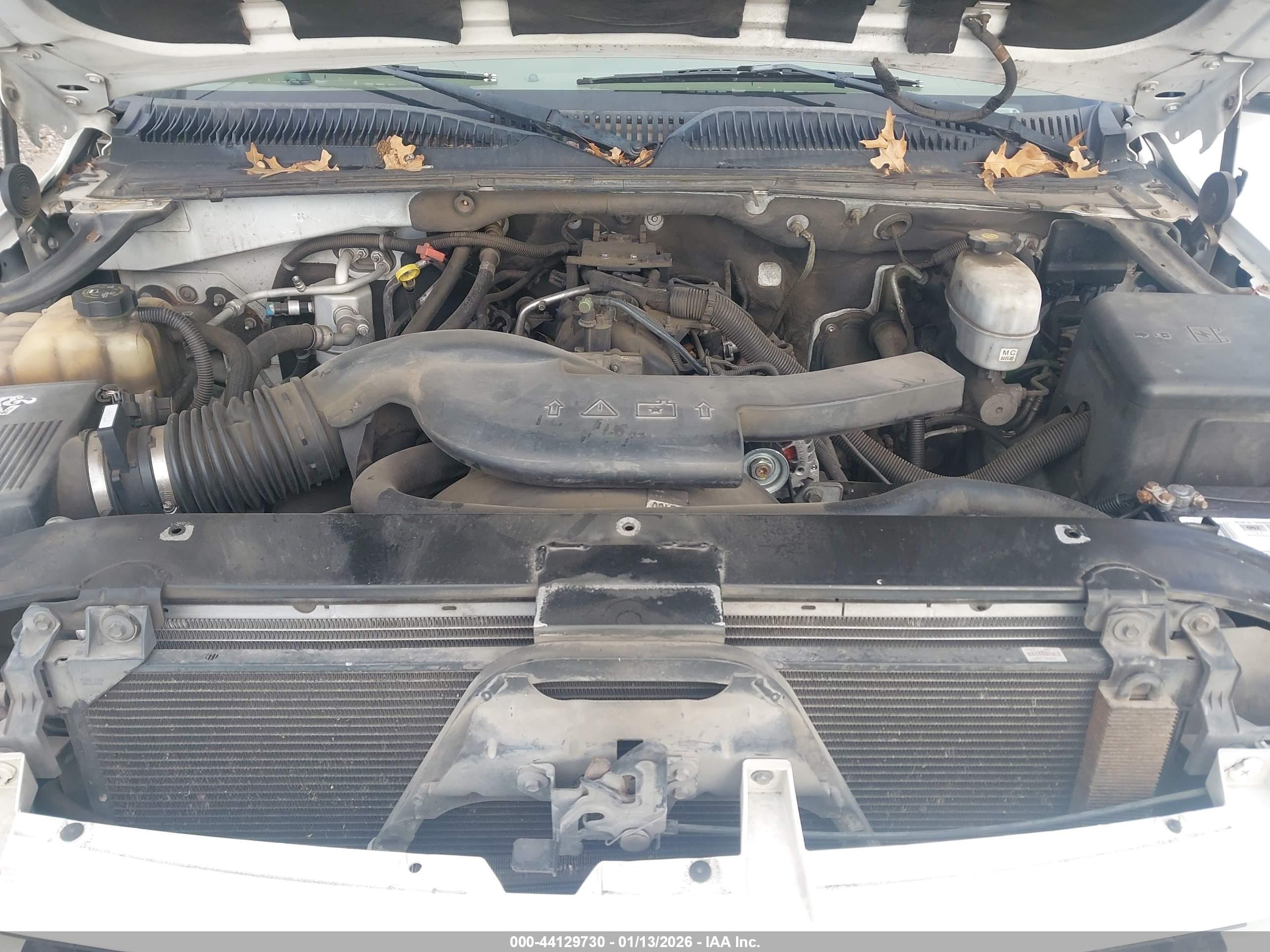 CHEVROLET TAHOE image 10