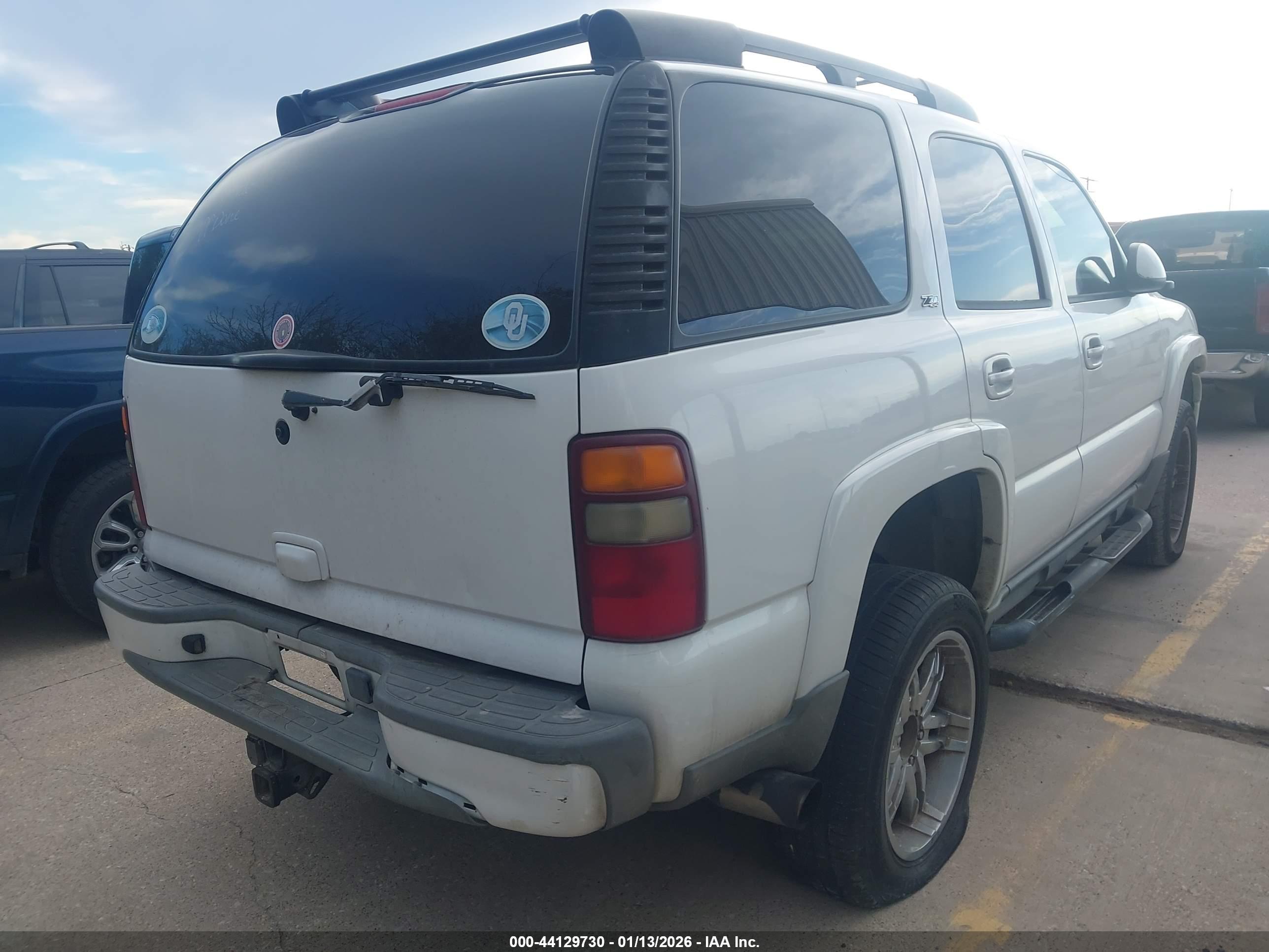 CHEVROLET TAHOE image 4