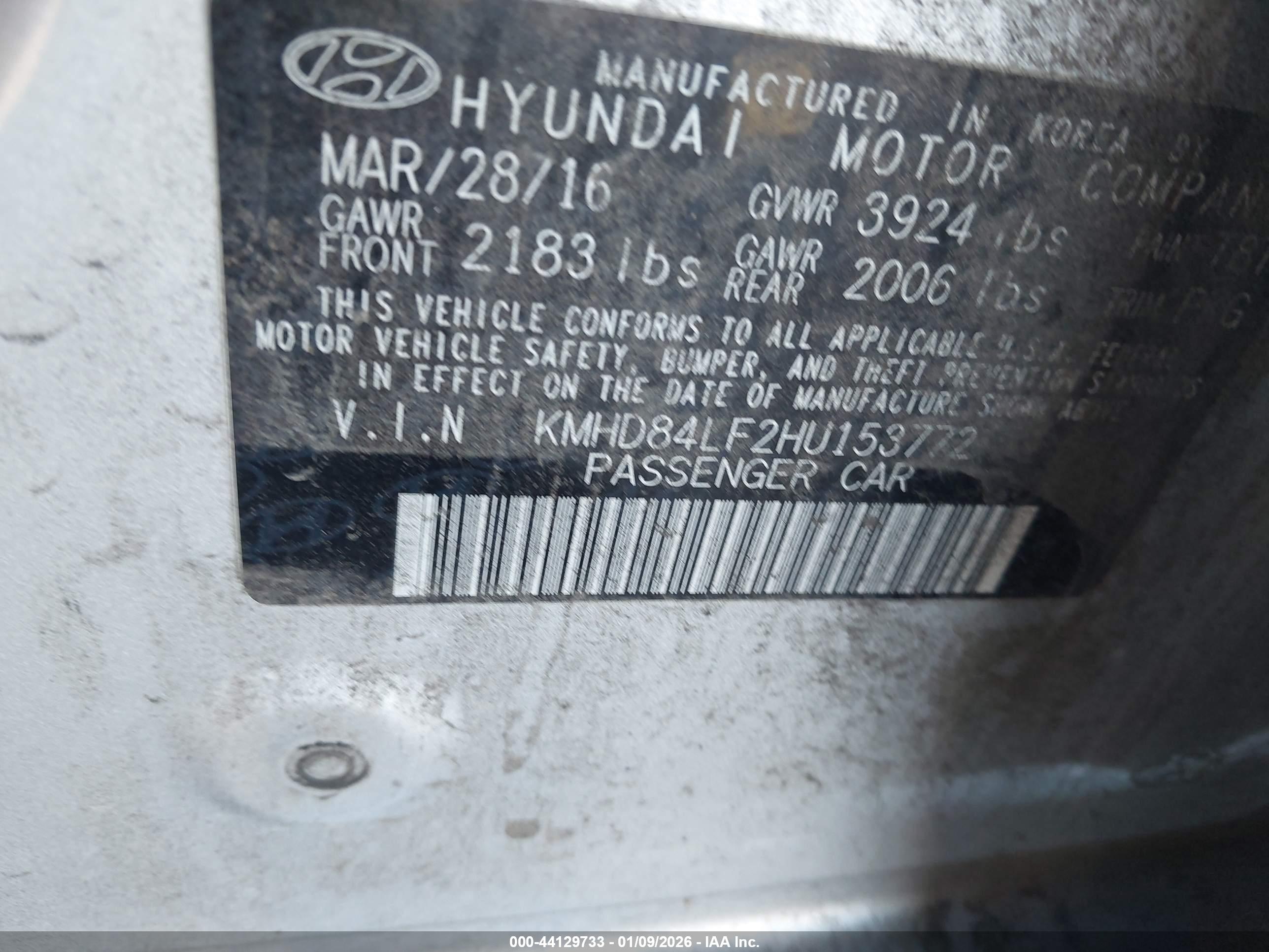 HYUNDAI ELANTRA image 9
