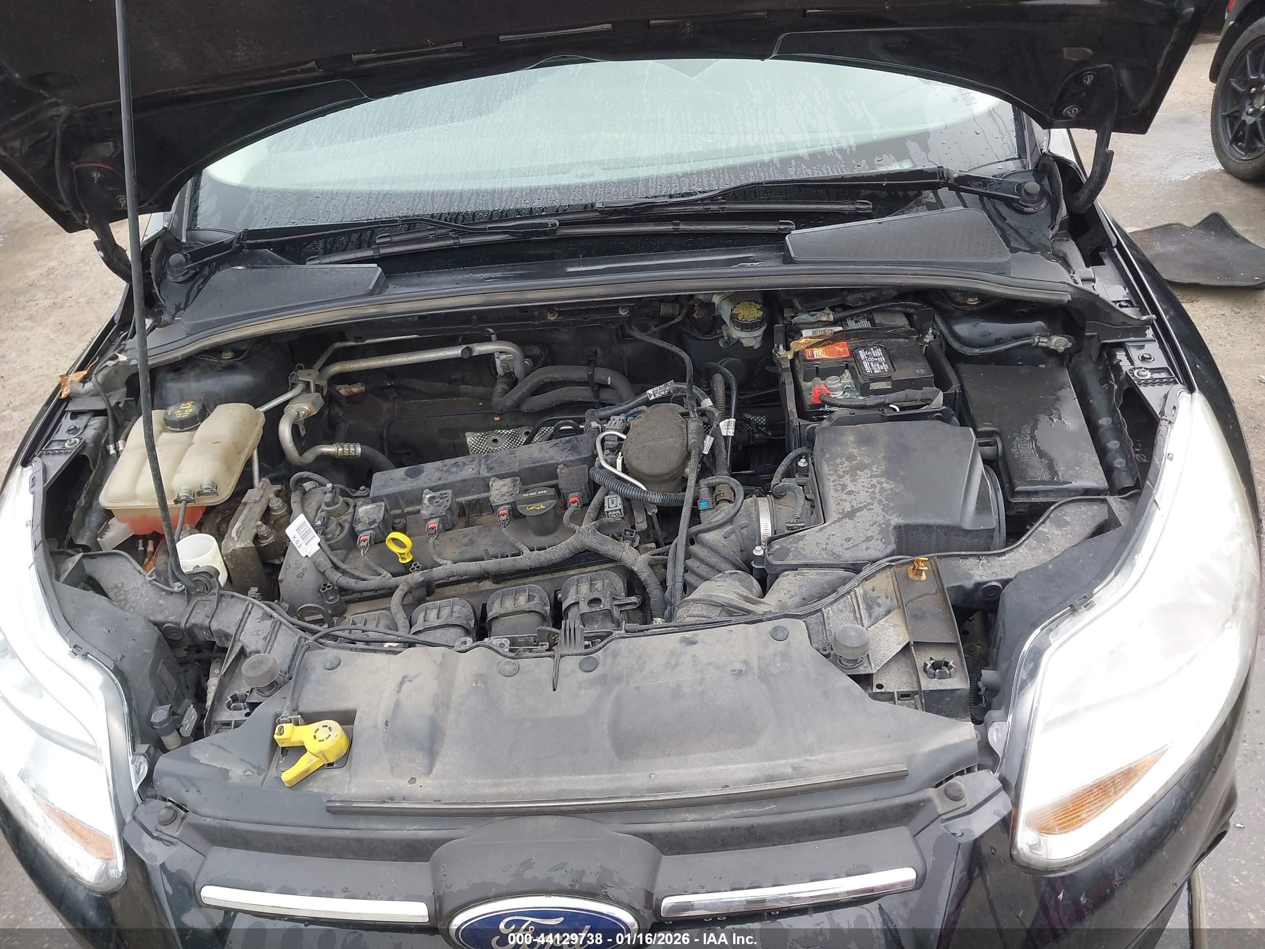 FORD FOCUS image 10