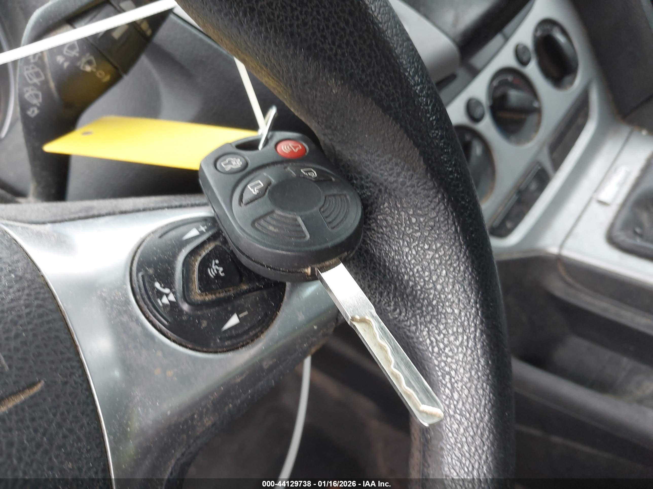 FORD FOCUS image 11