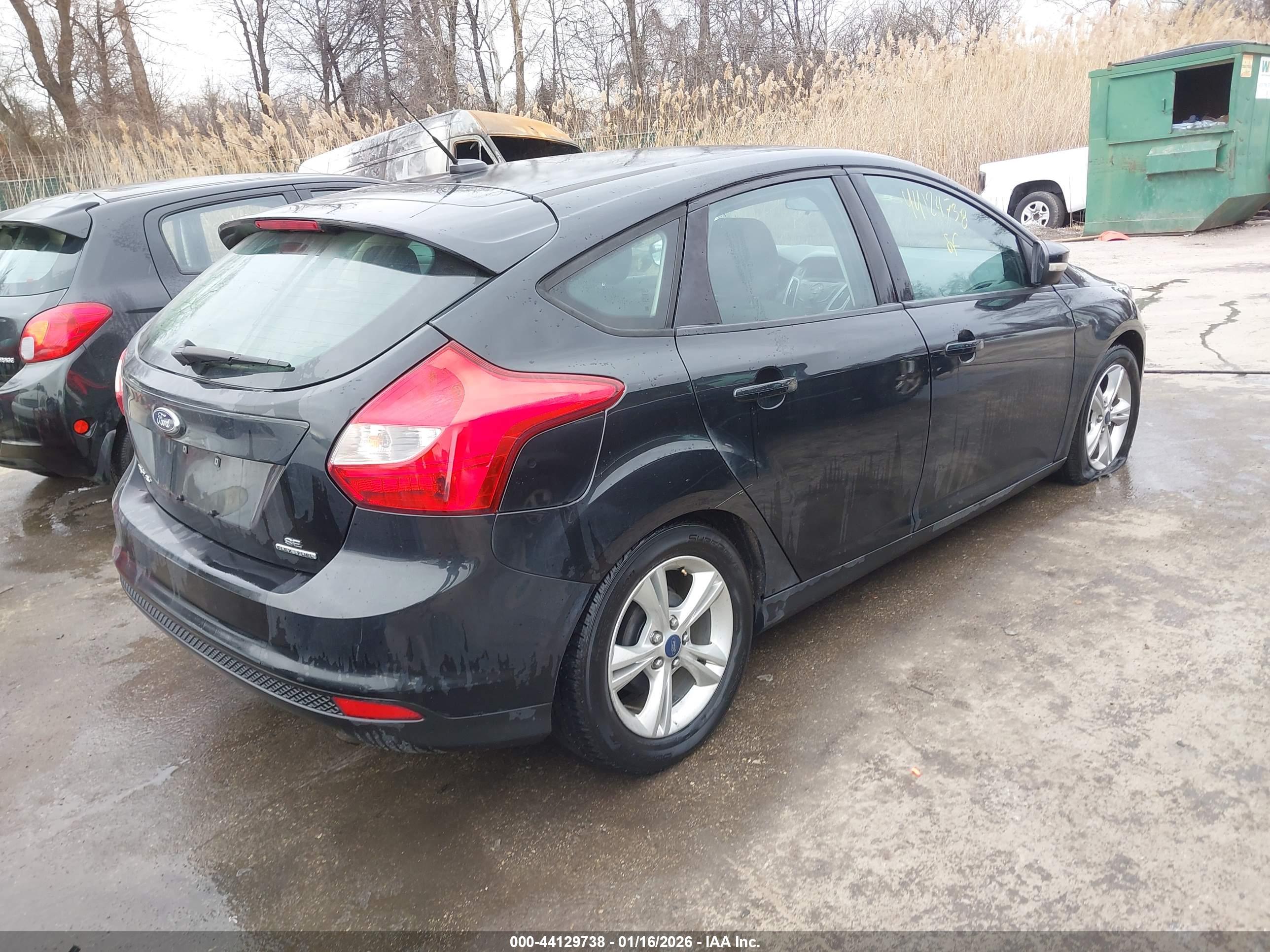 FORD FOCUS image 4