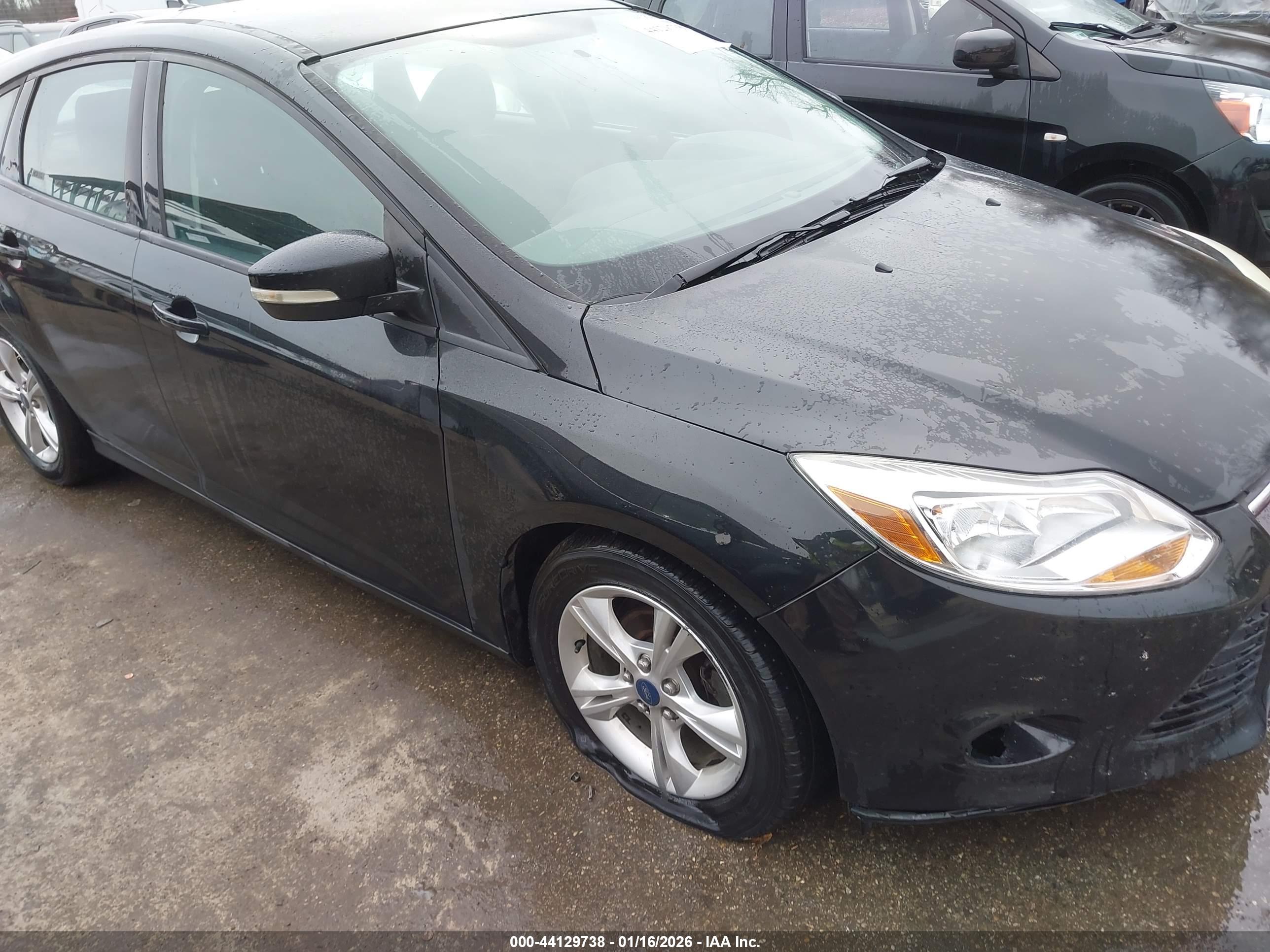 FORD FOCUS image 6