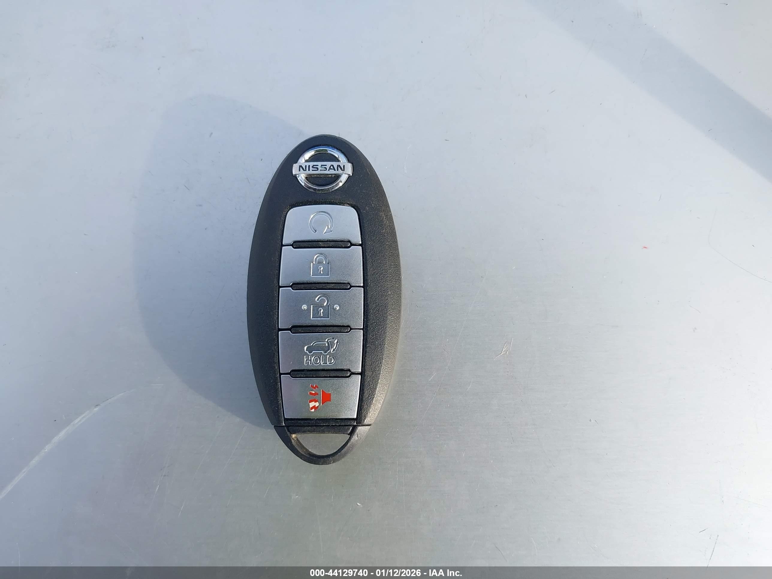 NISSAN ROGUE image 11