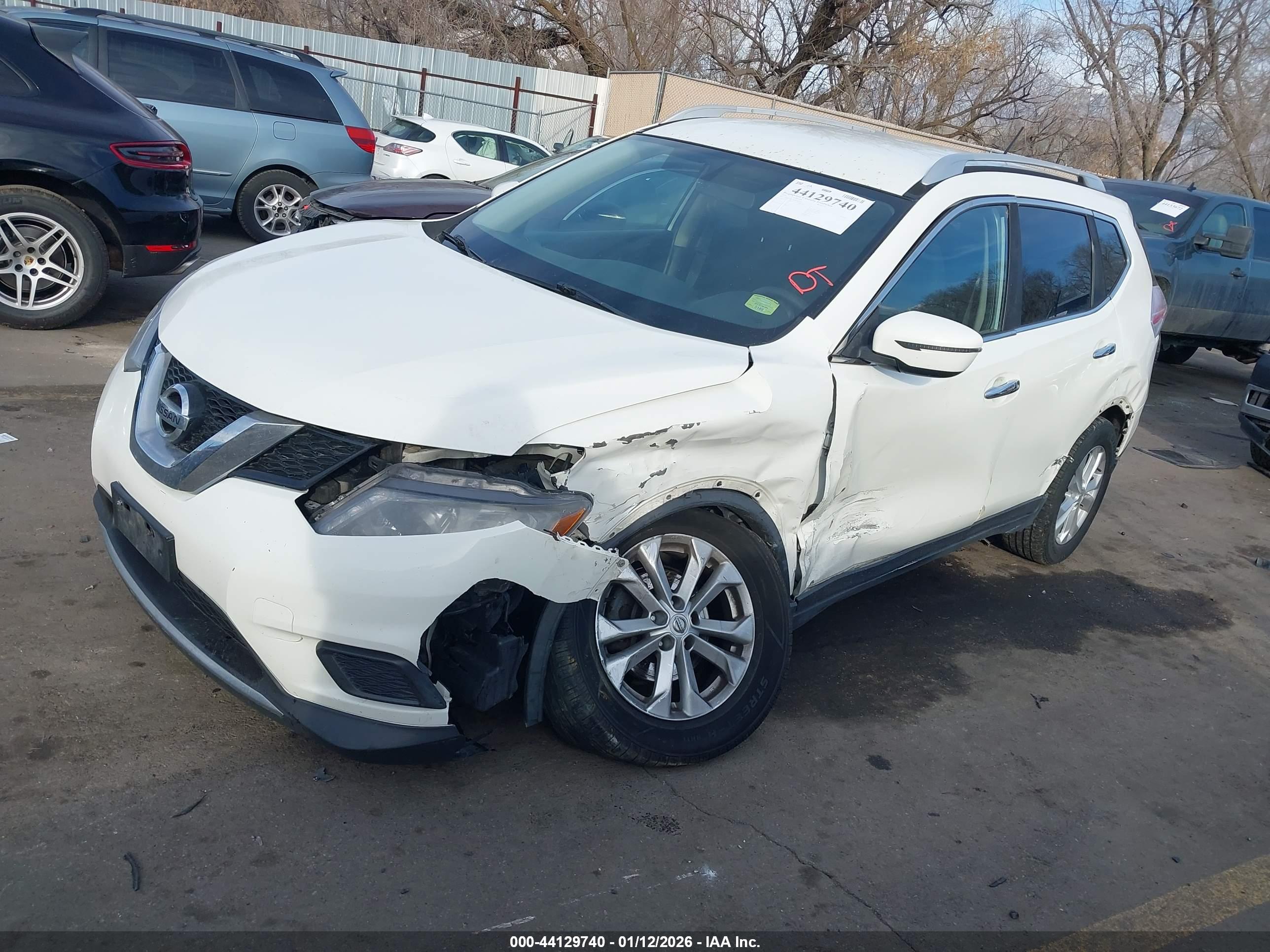 NISSAN ROGUE image 2