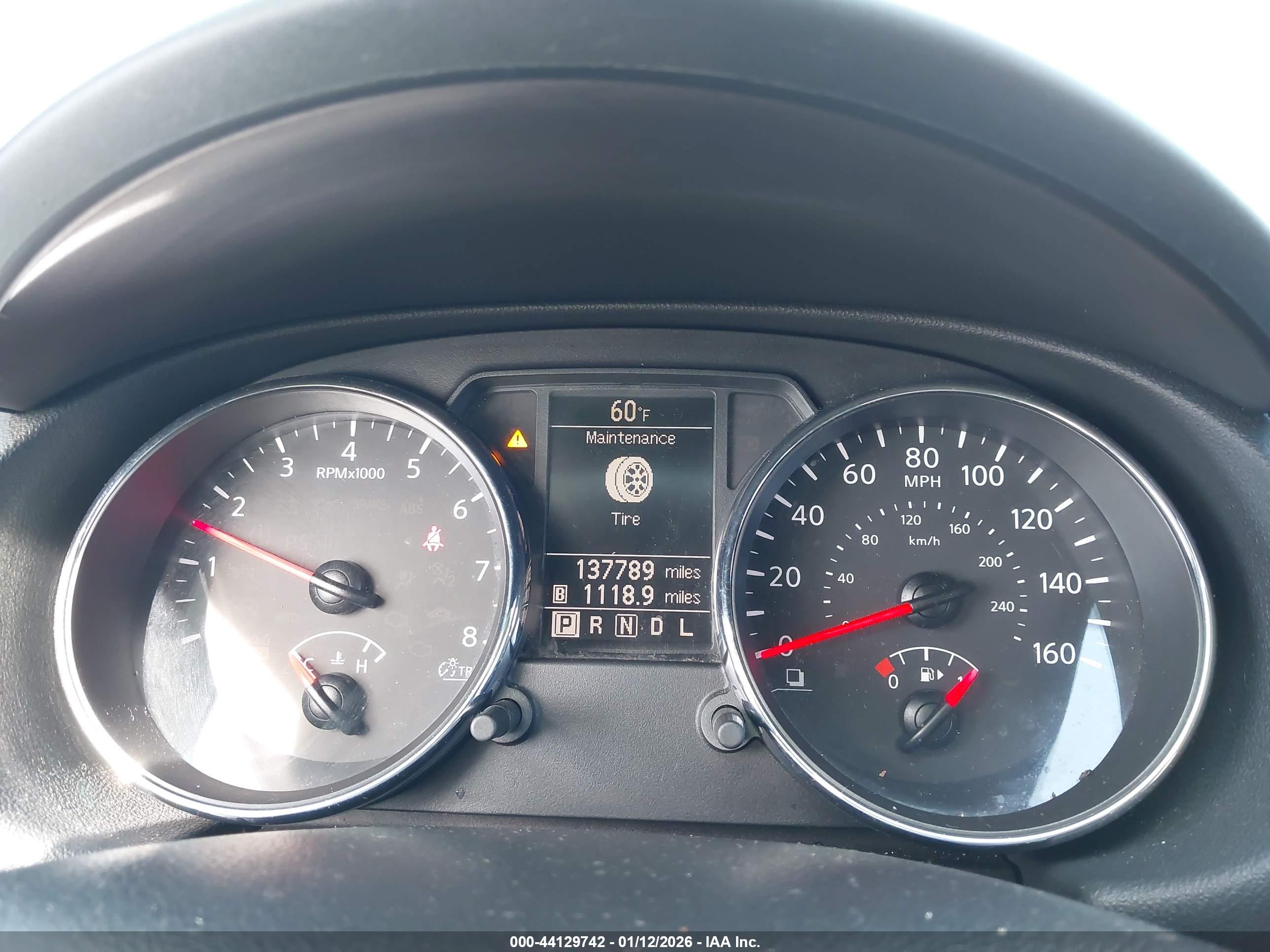 NISSAN ROGUE image 7