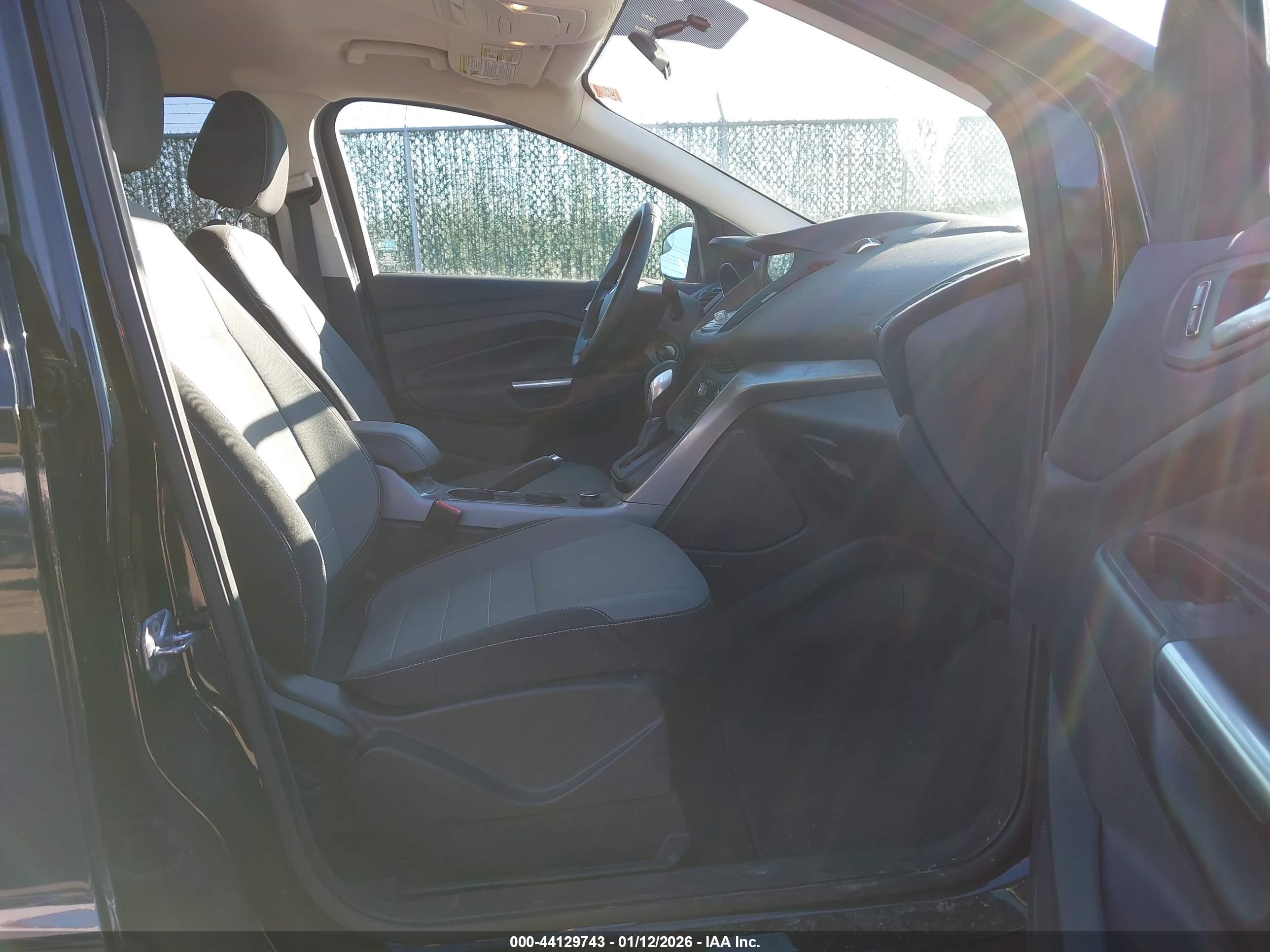 FORD ESCAPE image 5