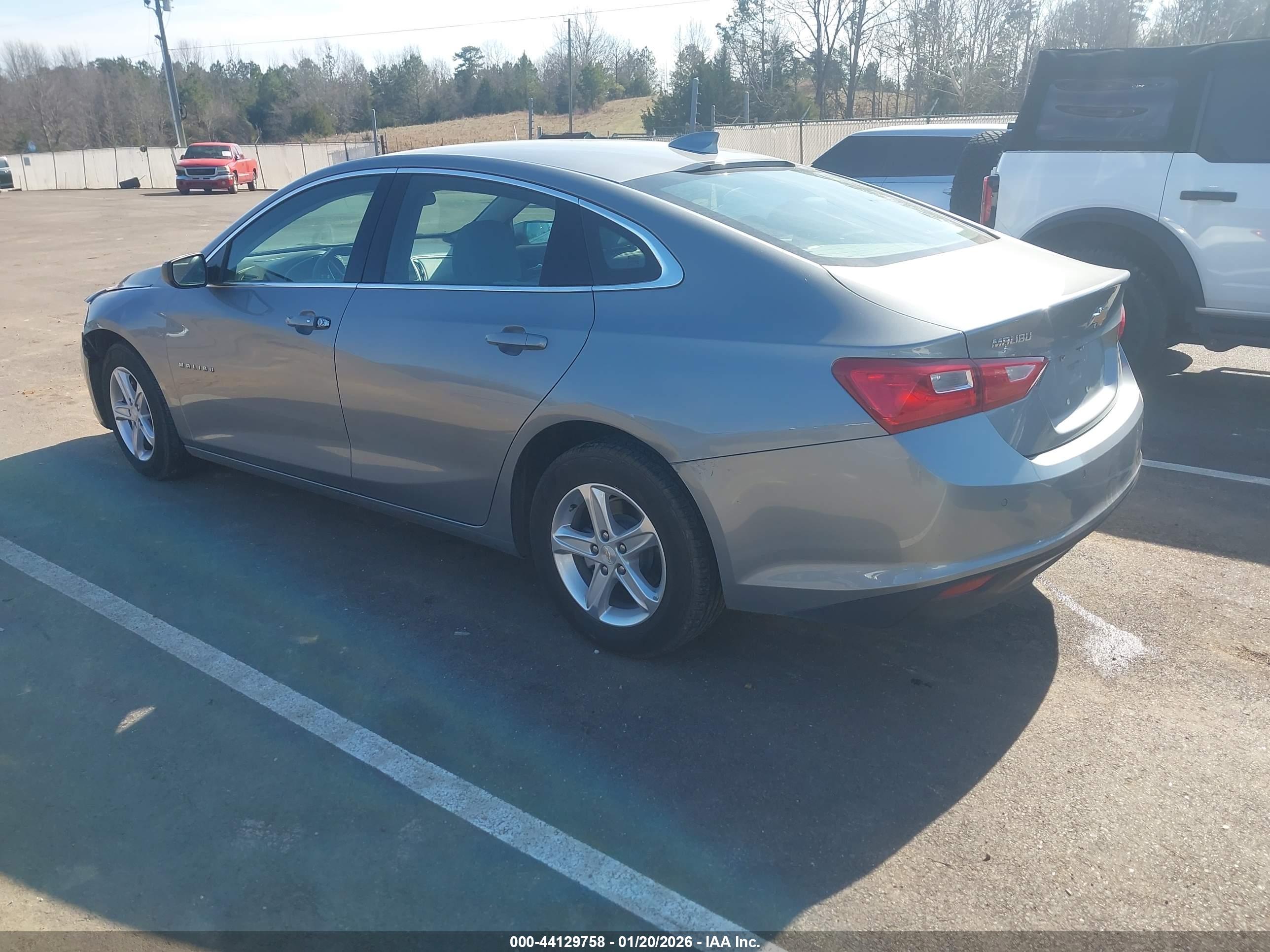 CHEVROLET MALIBU image 3