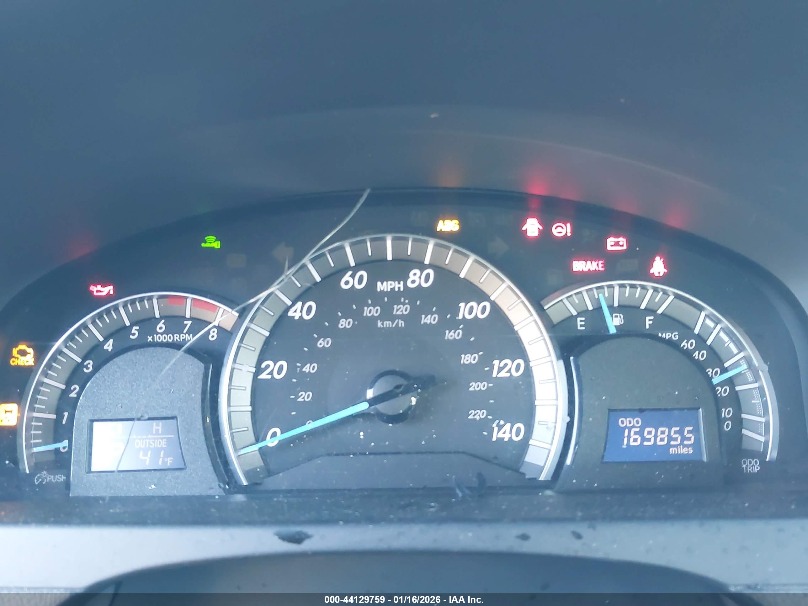 TOYOTA CAMRY image 7