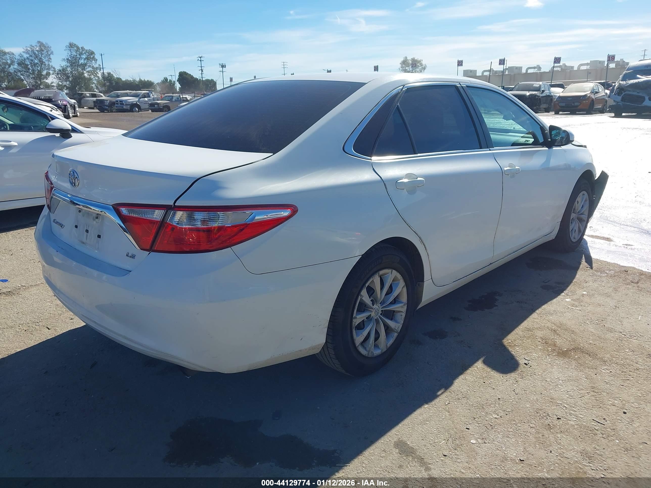 TOYOTA CAMRY image 4