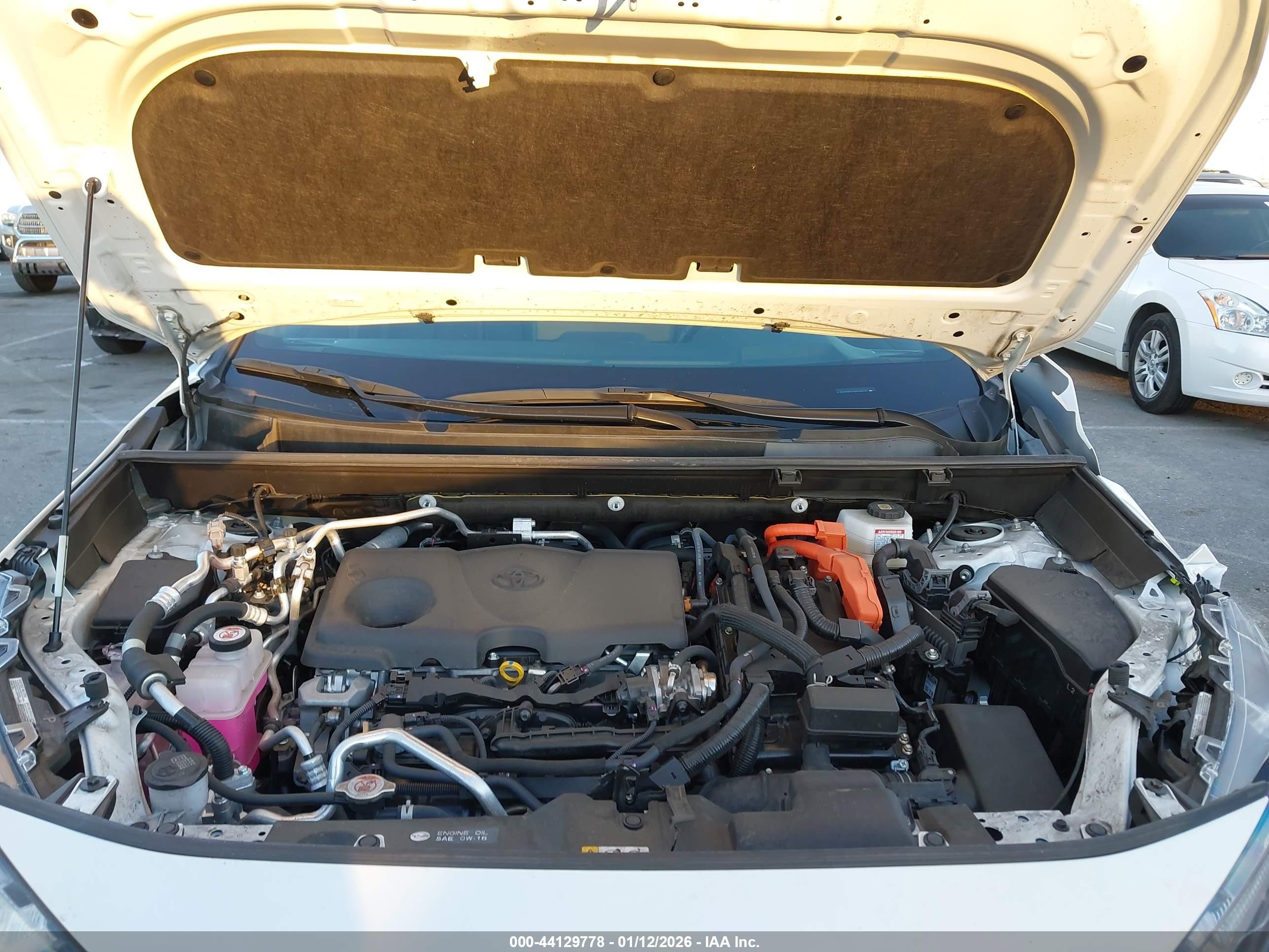 TOYOTA RAV4 image 10