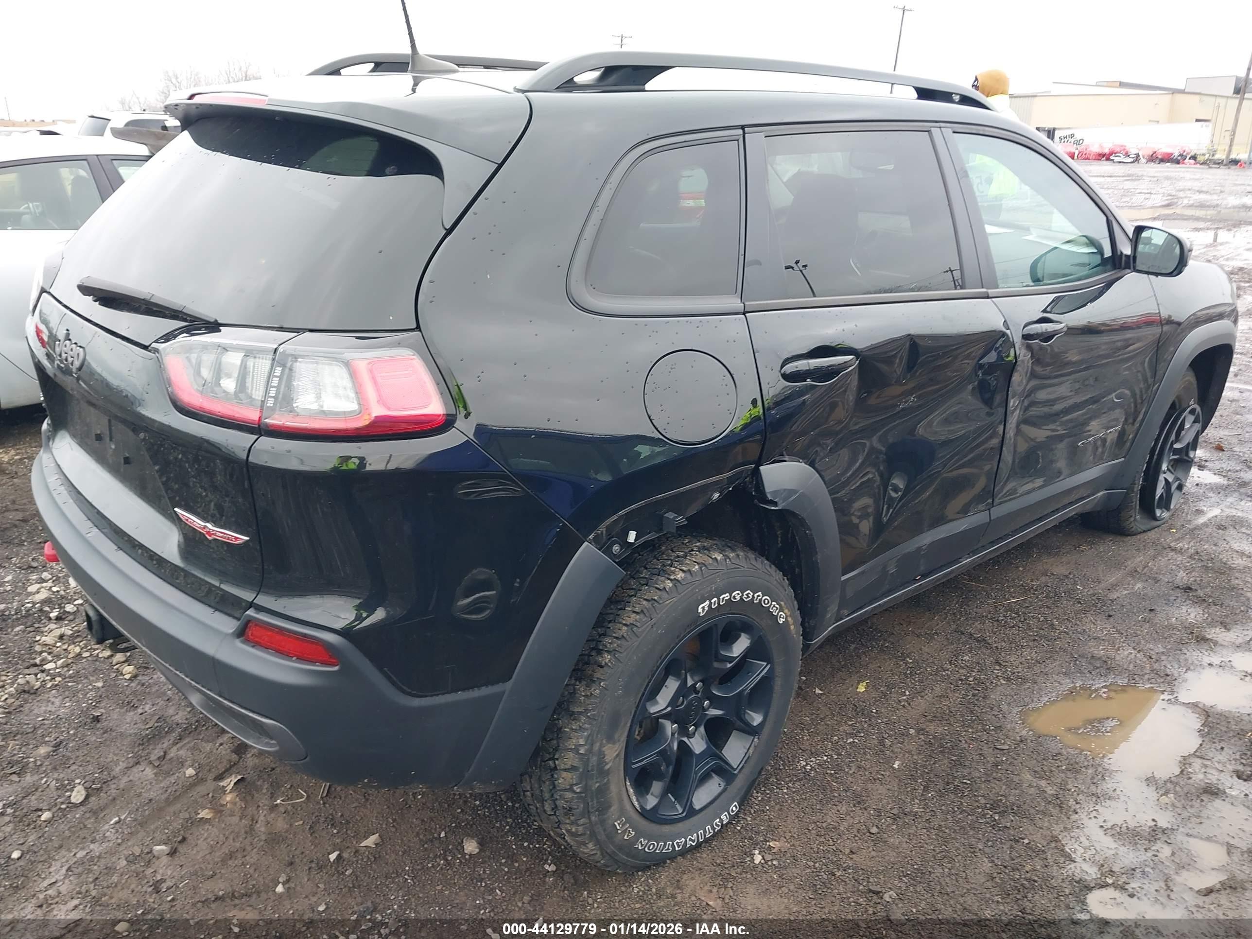 JEEP CHEROKEE image 4