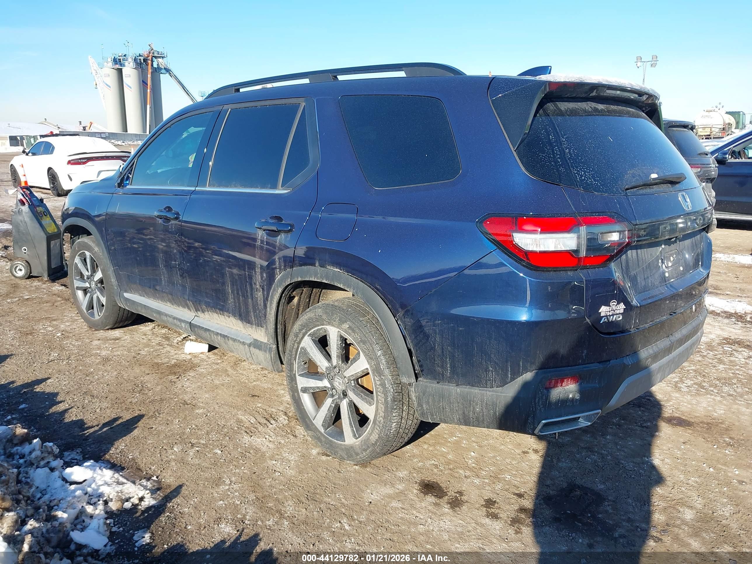 HONDA PILOT image 3