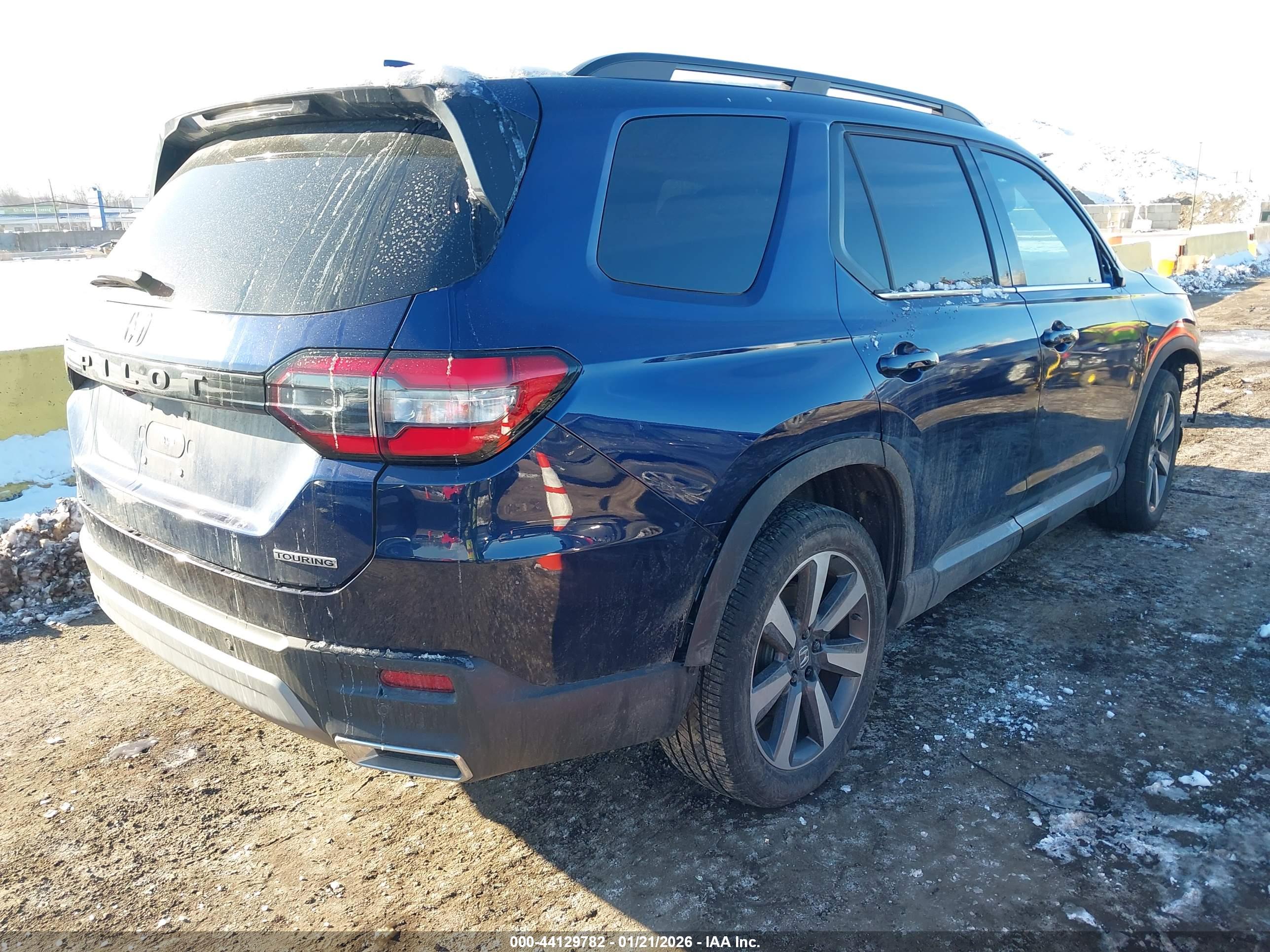 HONDA PILOT image 4
