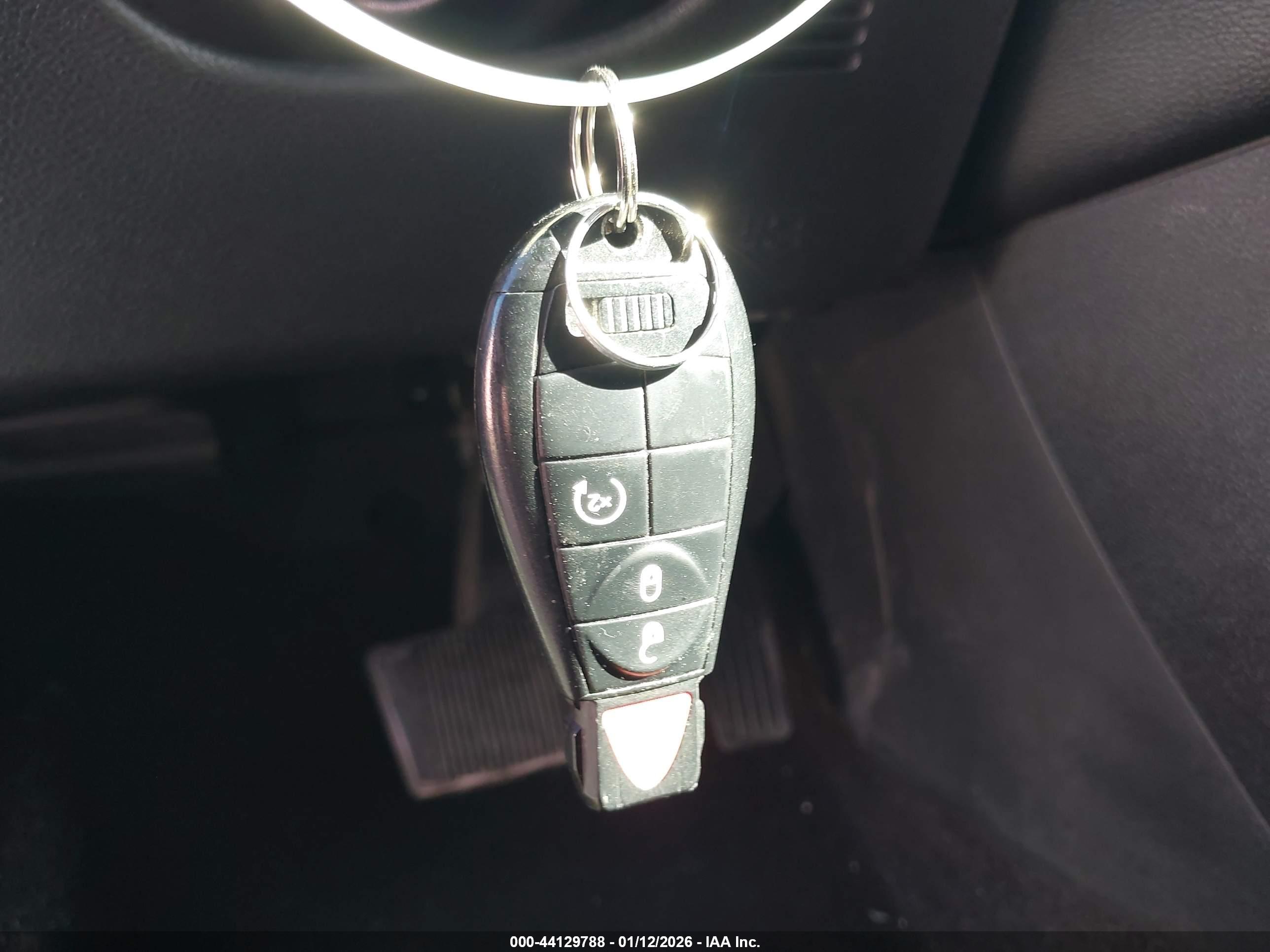 JEEP CHEROKEE image 11