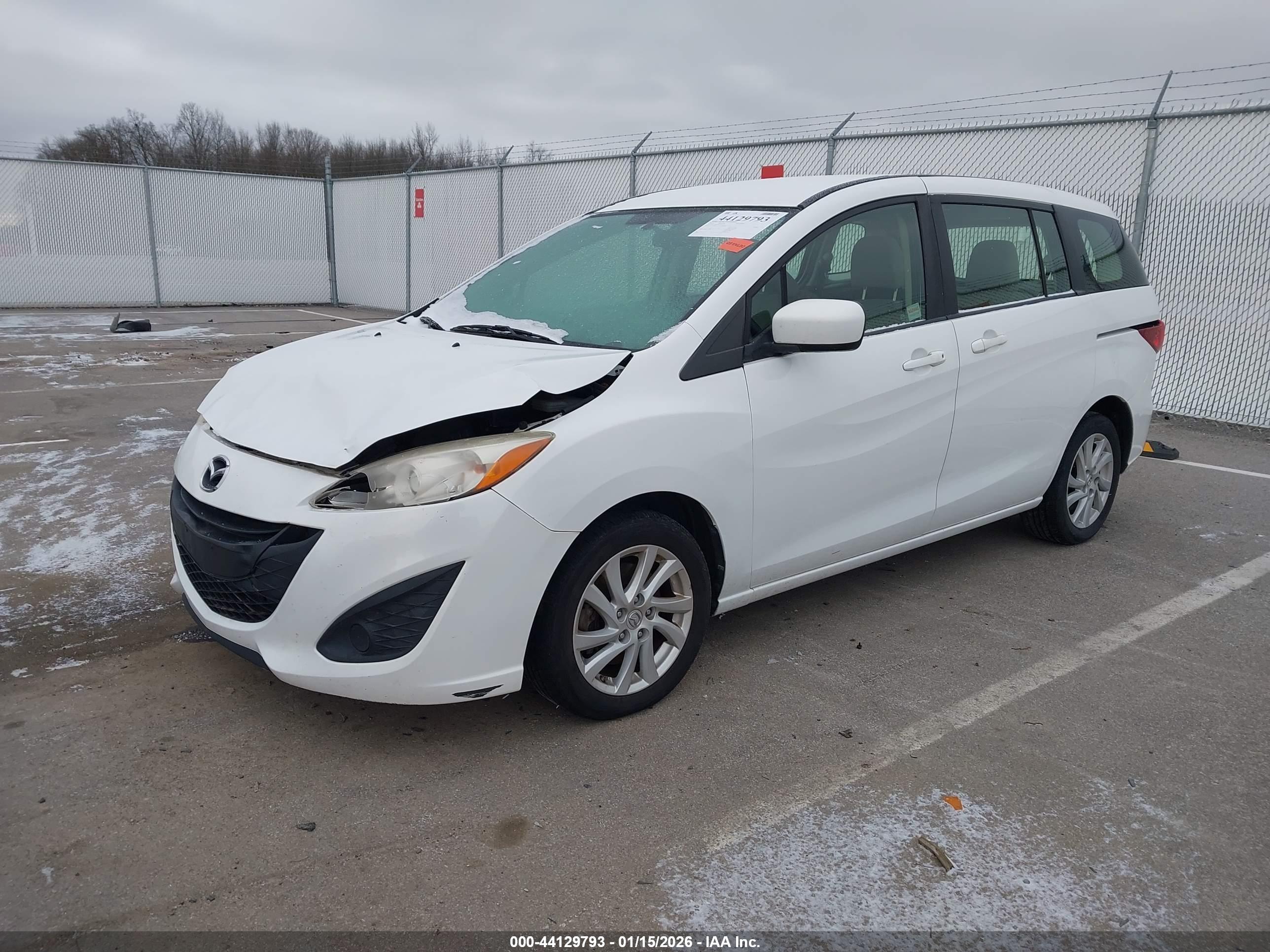 MAZDA MAZDA5 image 2
