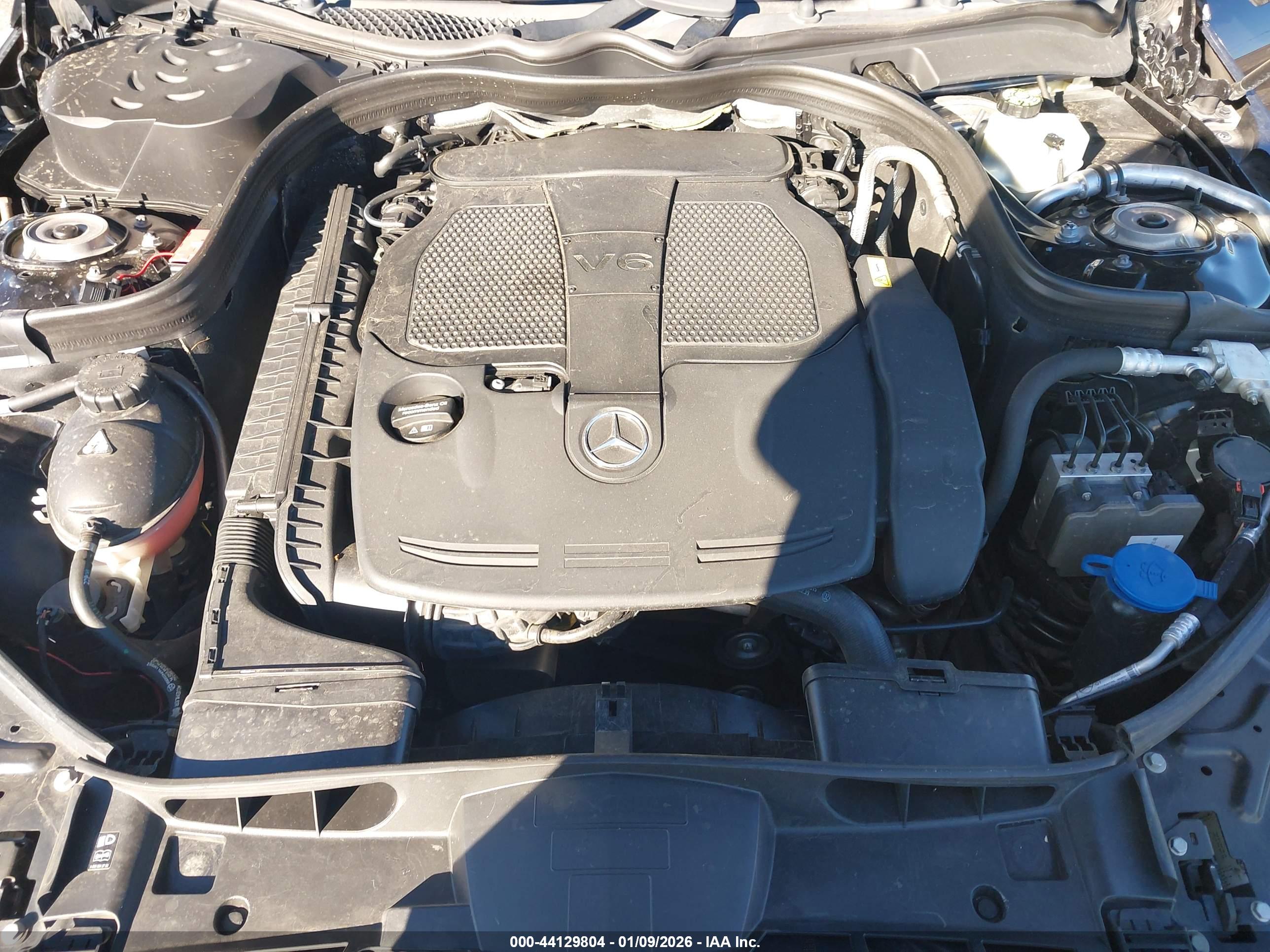 MERCEDES-BENZ E image 10