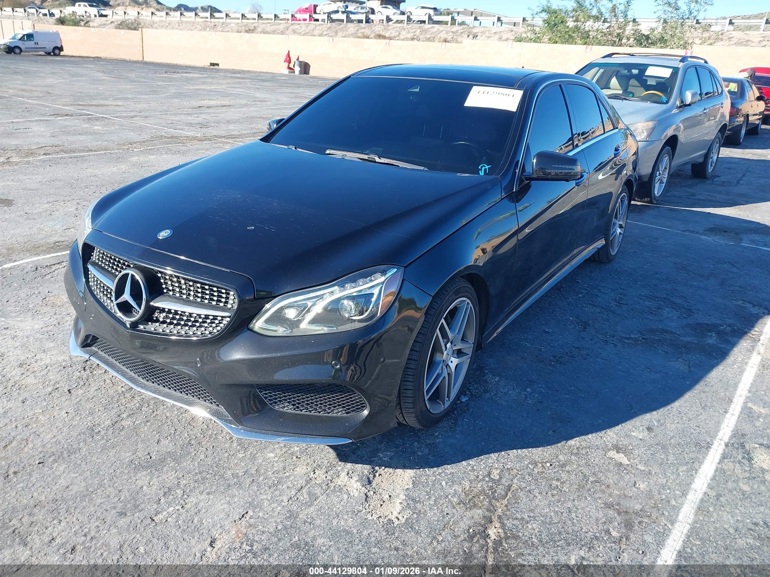 MERCEDES-BENZ E image 2