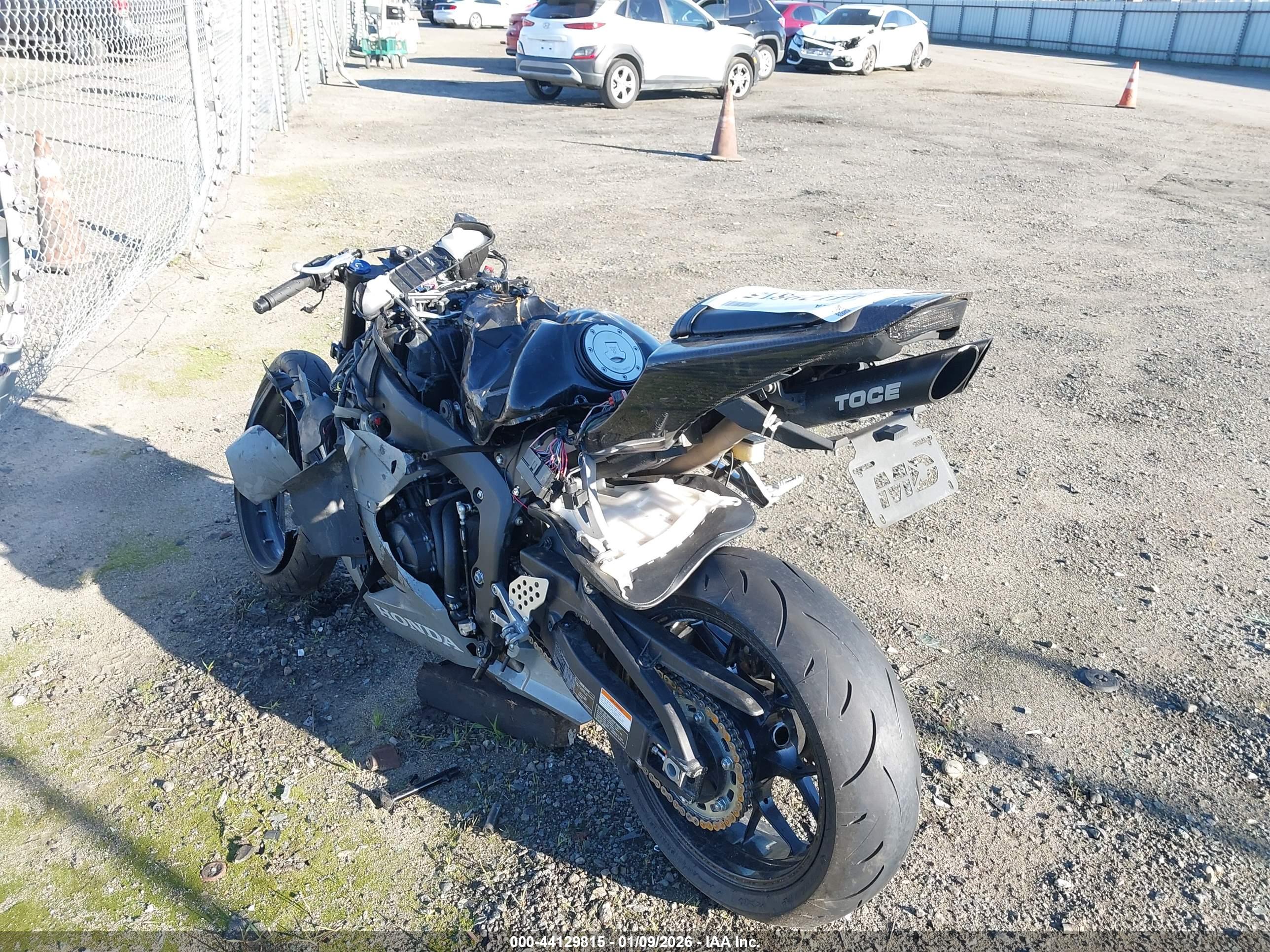 HONDA CBR600 image 3