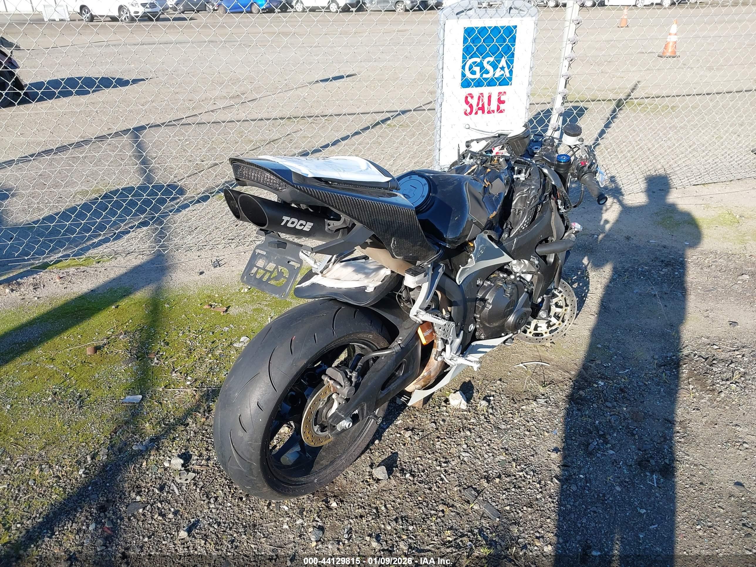 HONDA CBR600 image 4