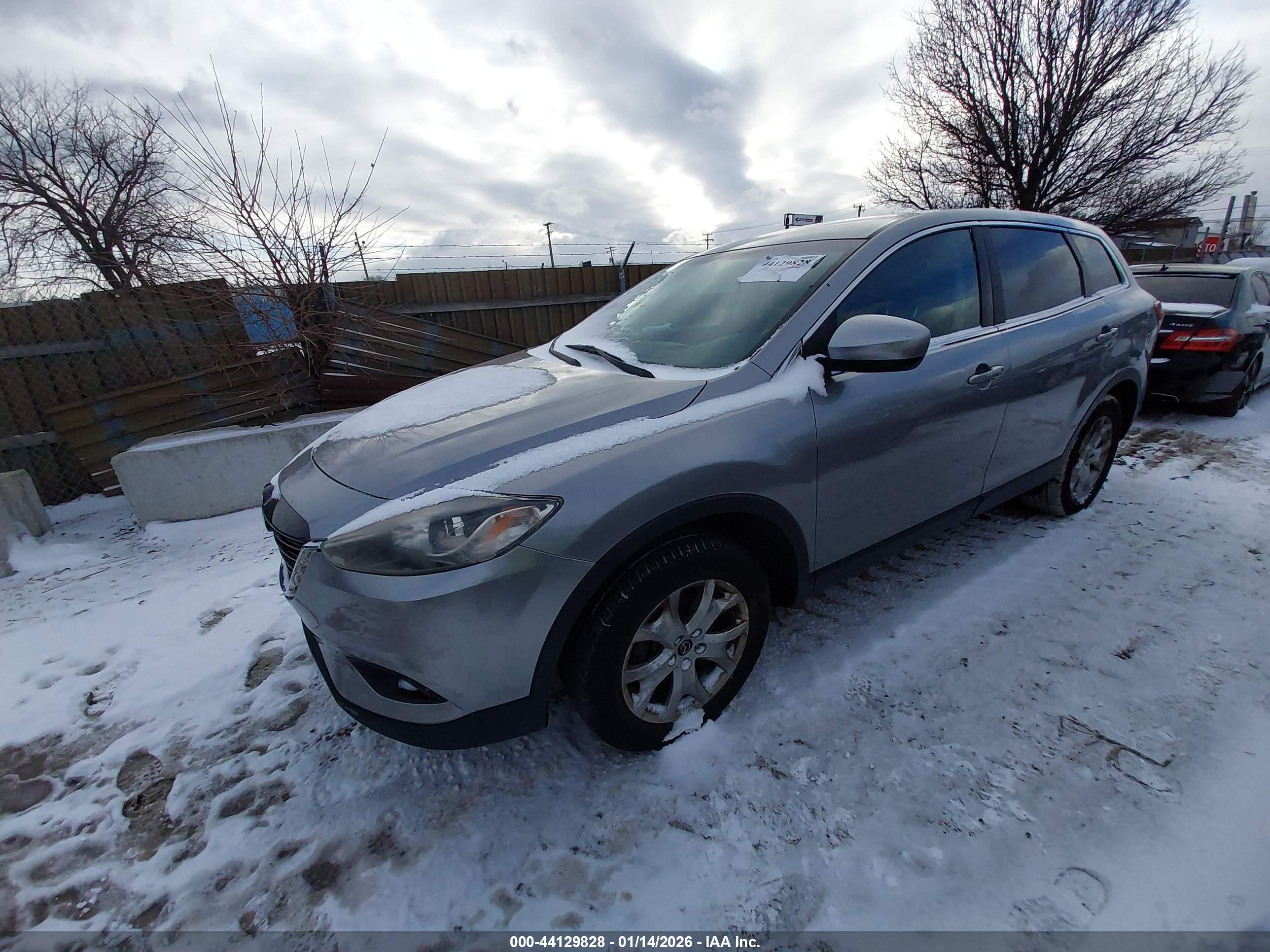 MAZDA CX-9 image 2