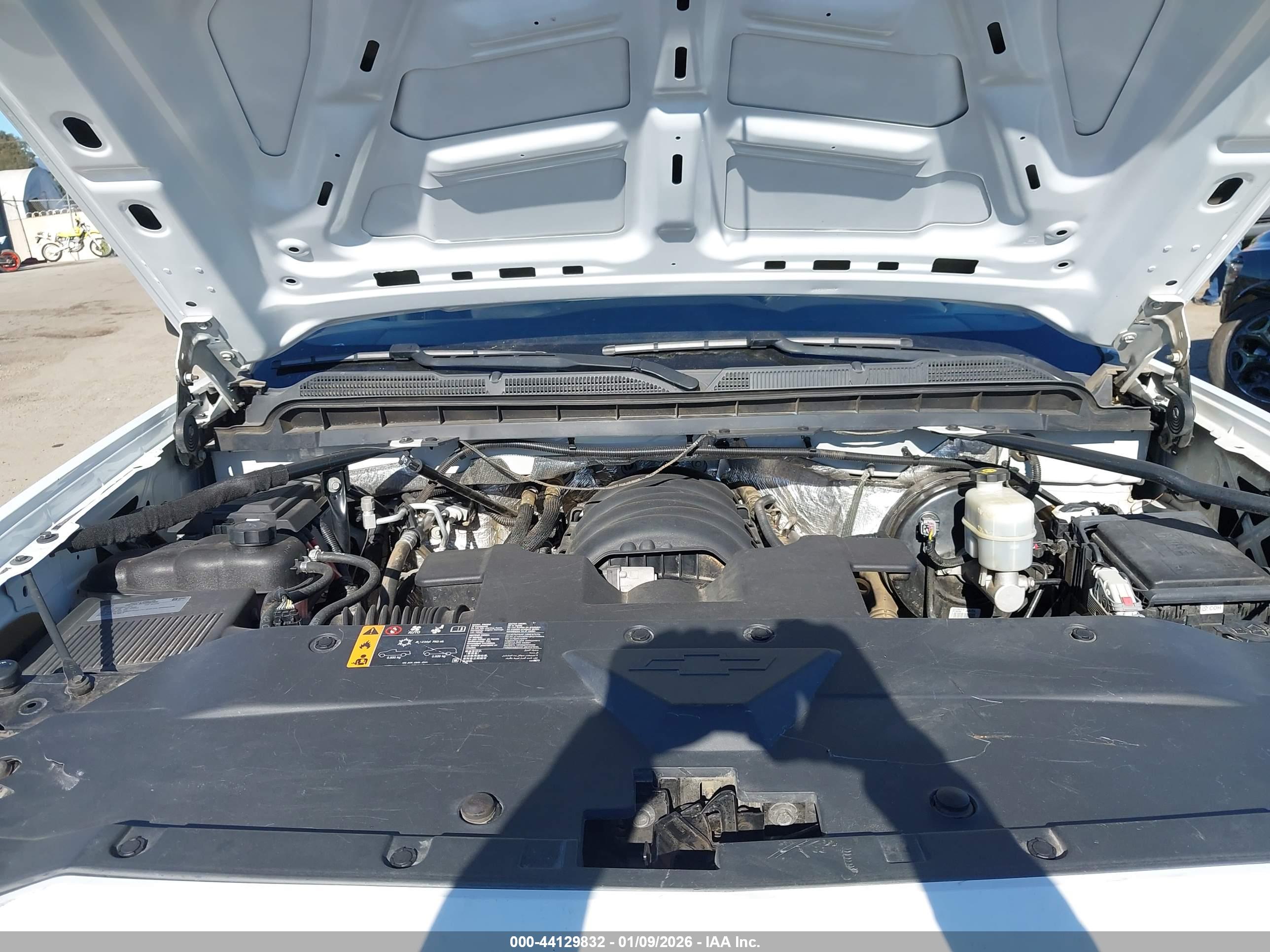 CHEVROLET SILVERADO image 10