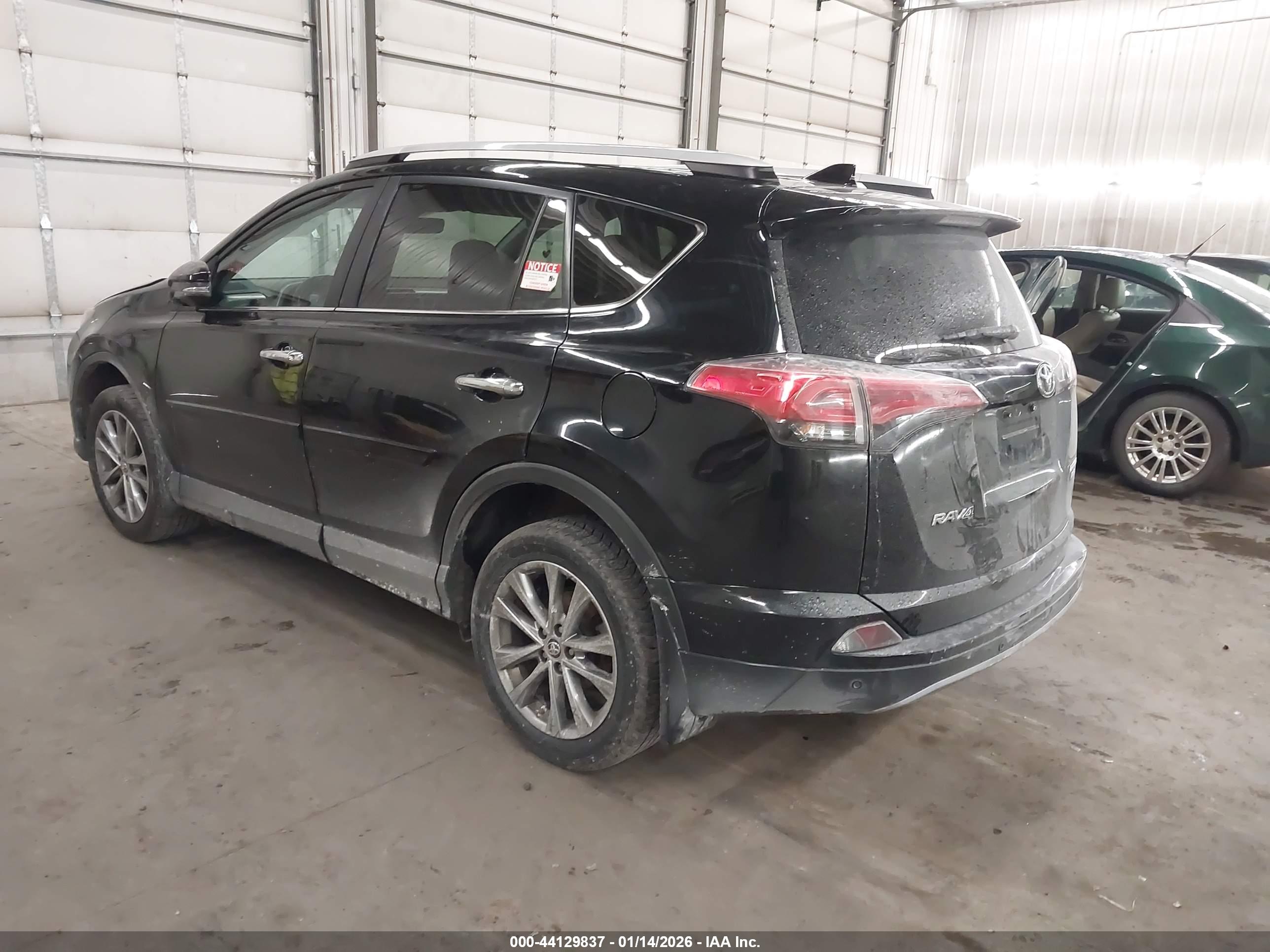 TOYOTA RAV4 image 3