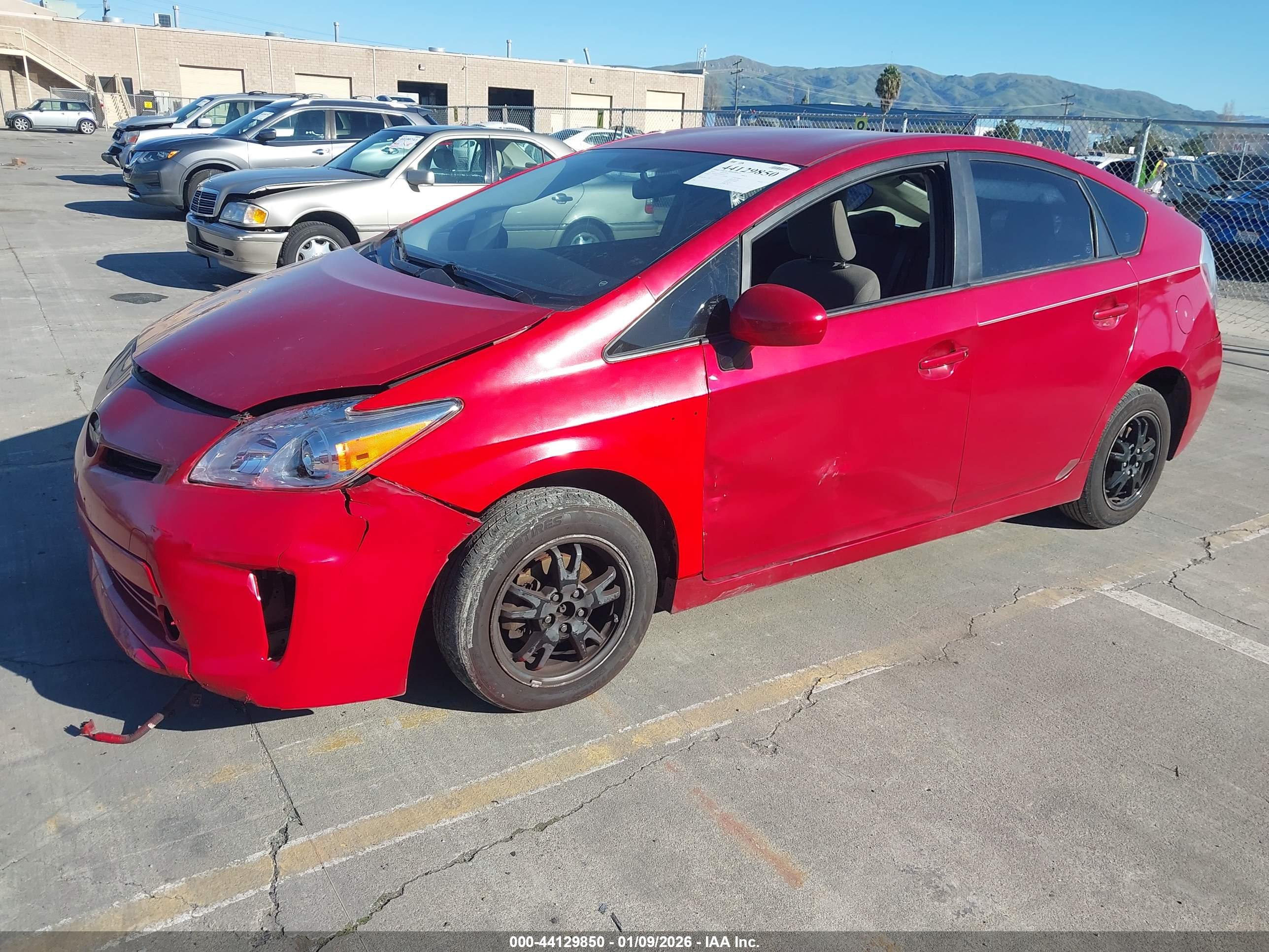 TOYOTA PRIUS image 2