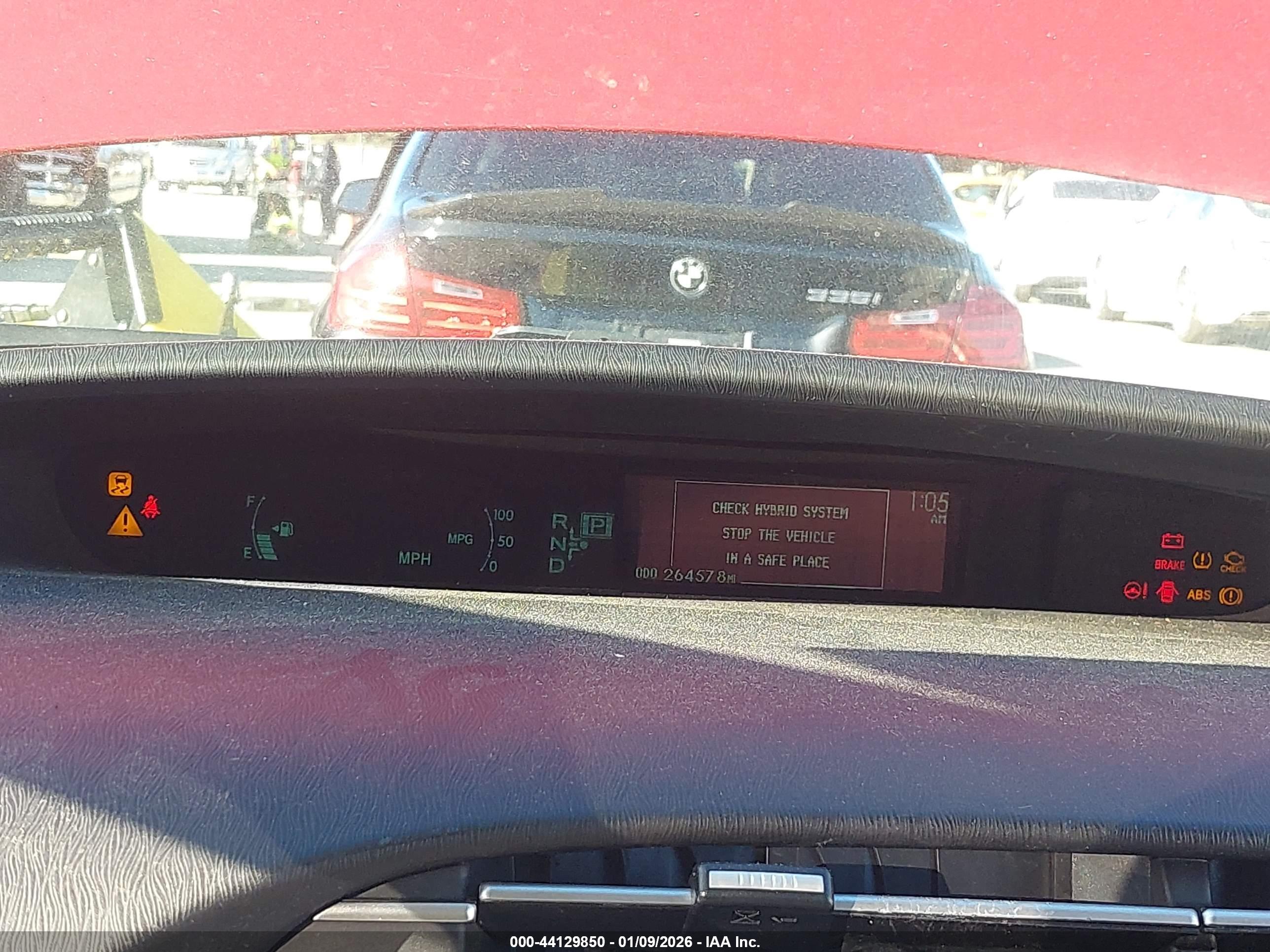 TOYOTA PRIUS image 7