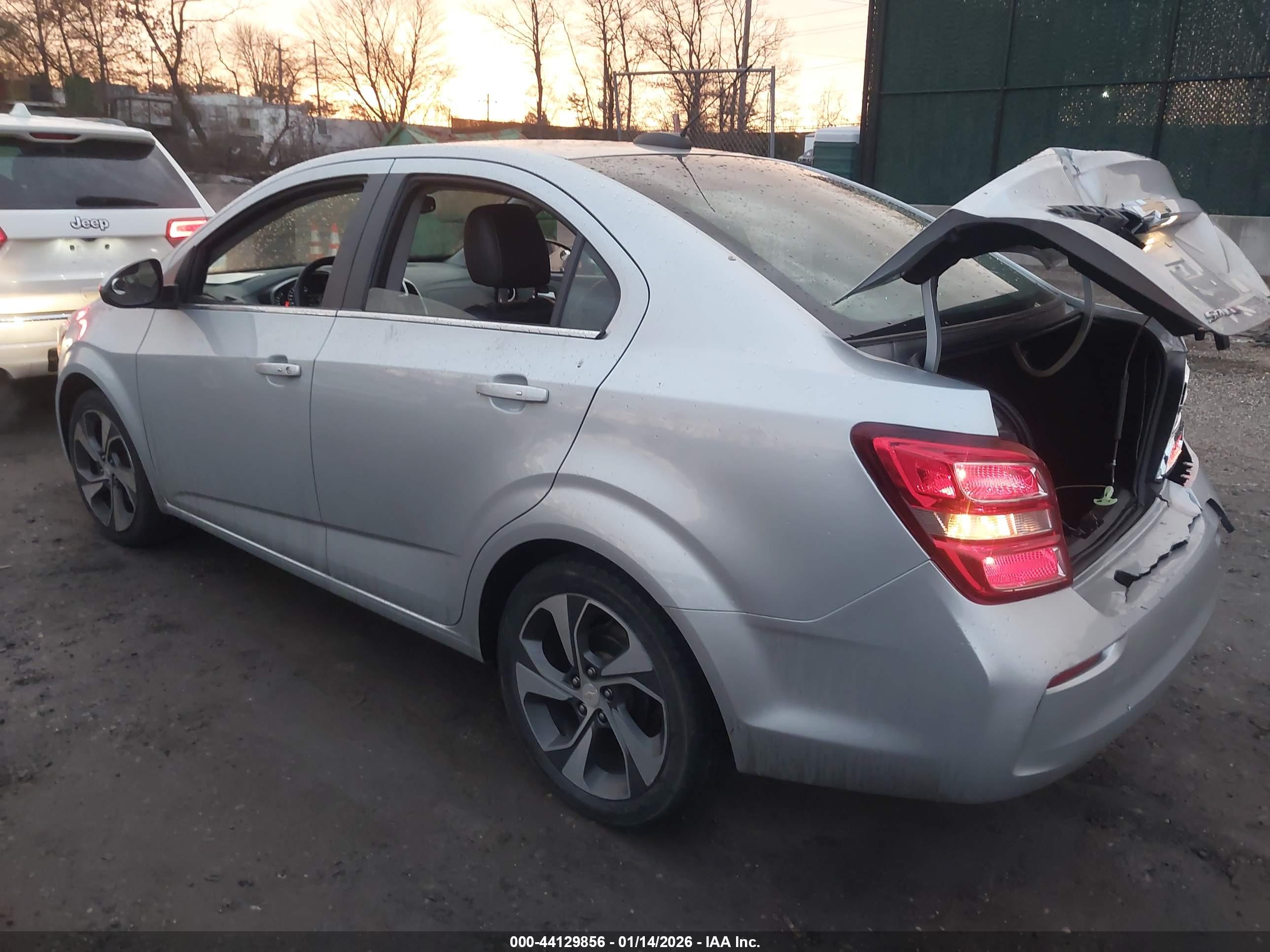 CHEVROLET SONIC image 3