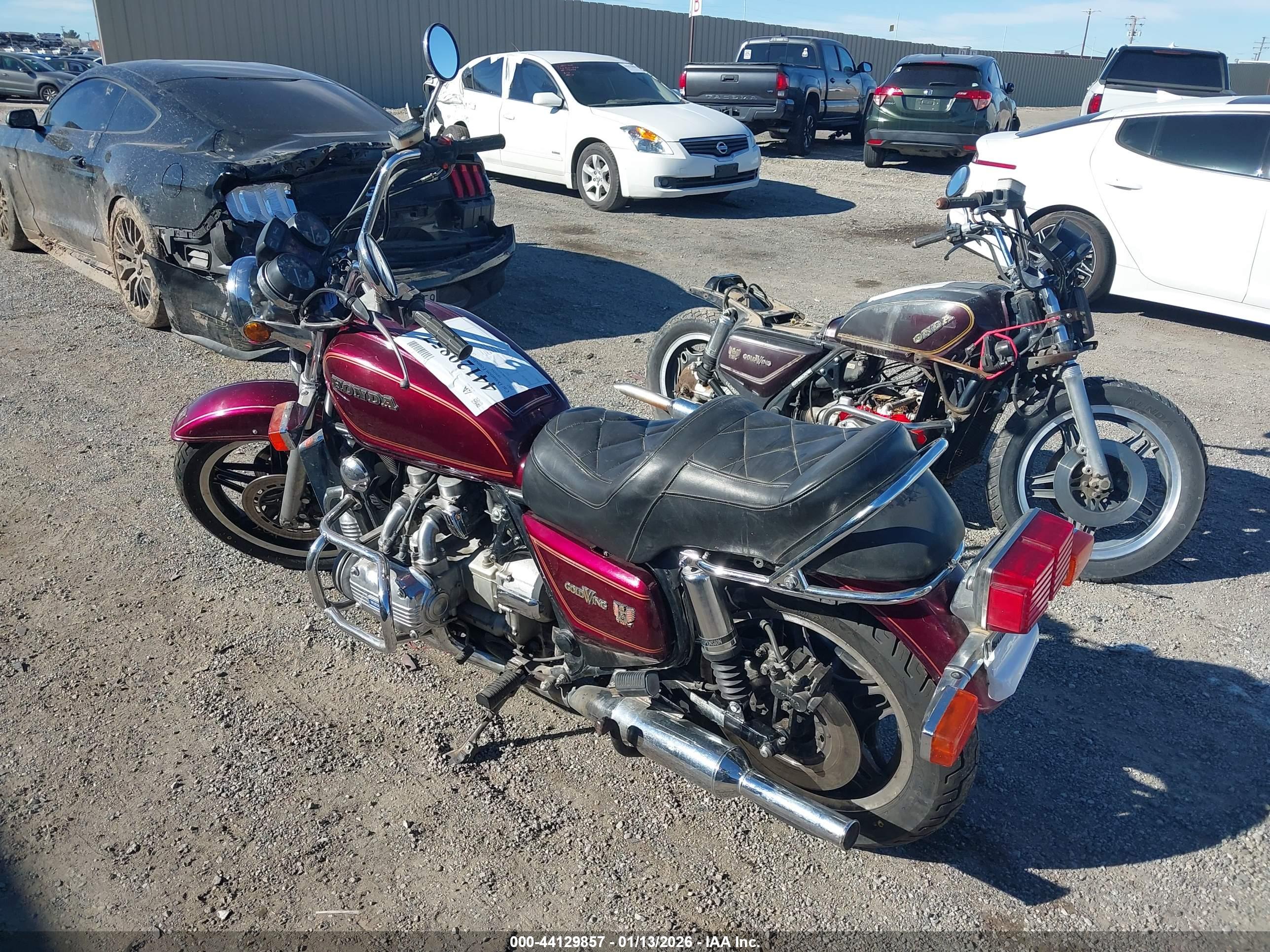 HONDA GL1100 image 3