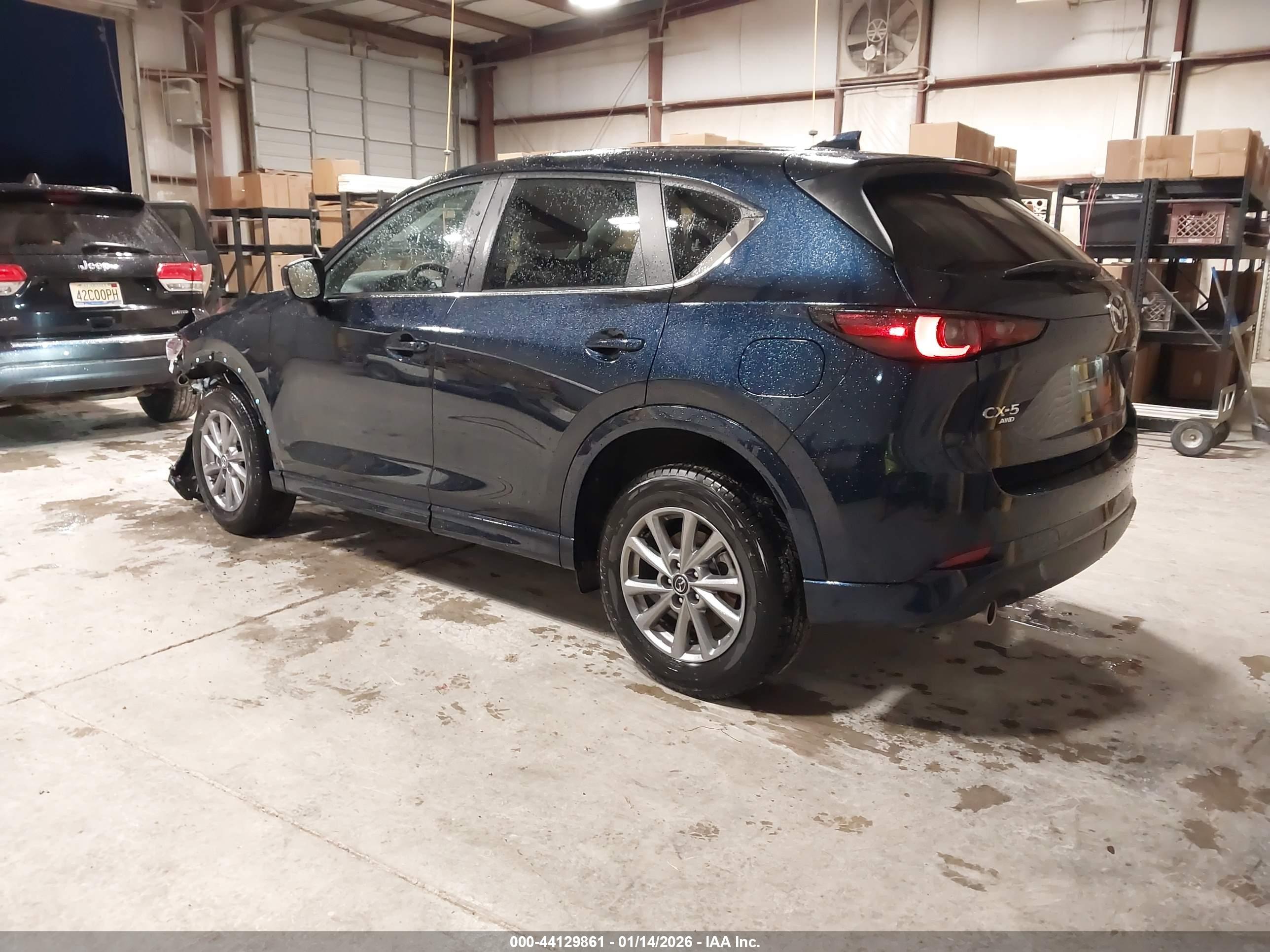 MAZDA CX-5 image 3