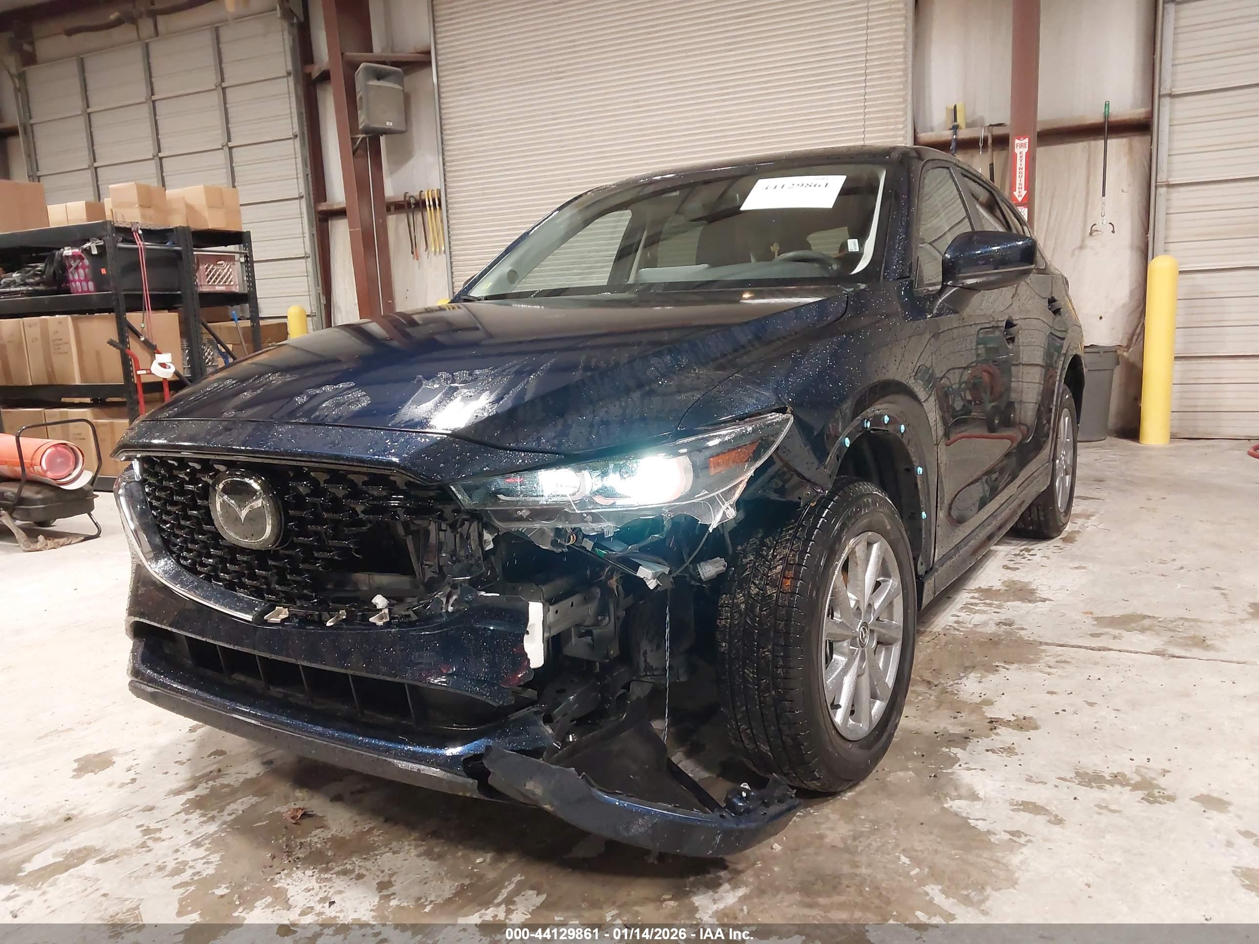 MAZDA CX-5 image 6