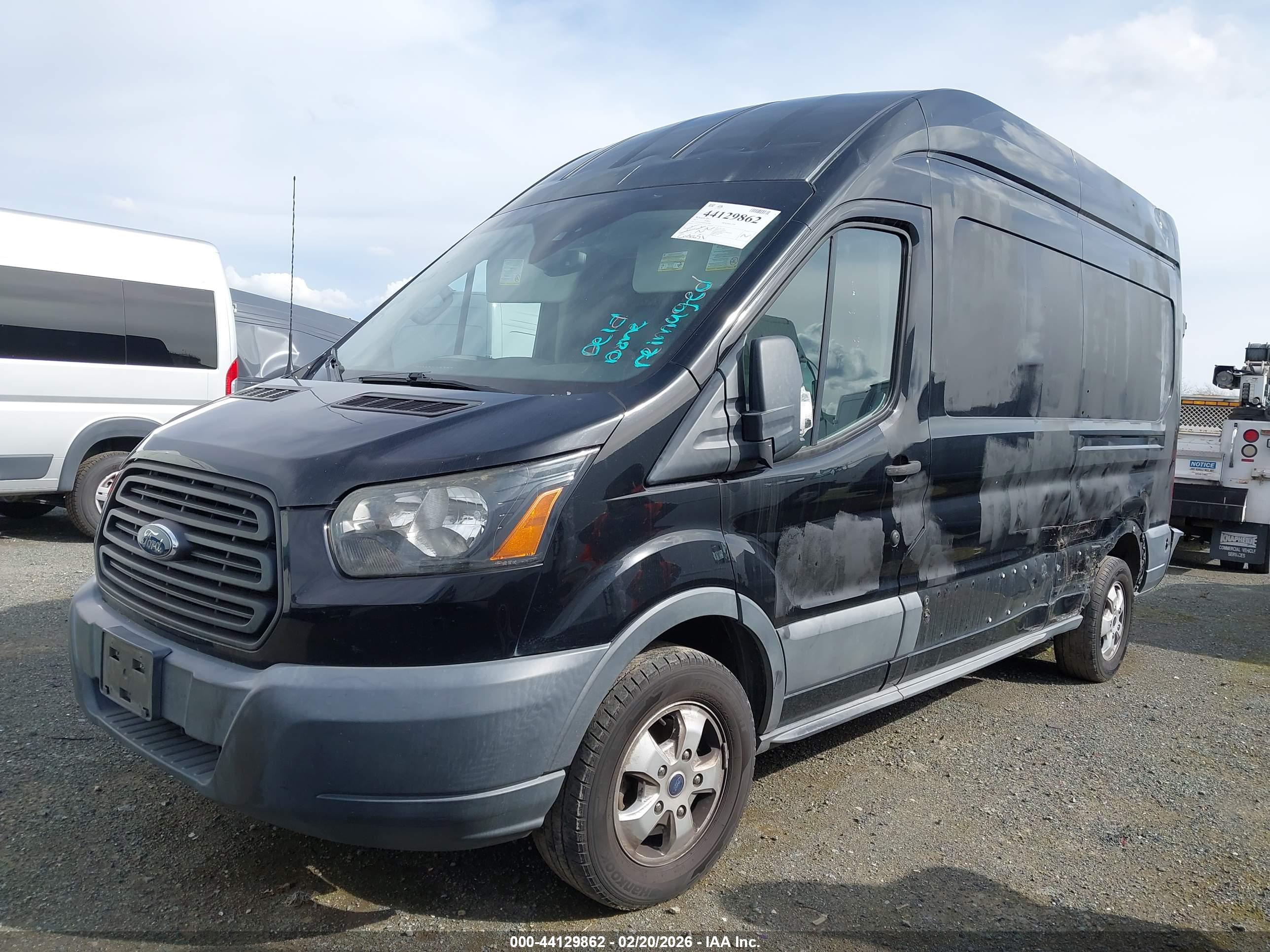 FORD TRANSIT-250 image 6