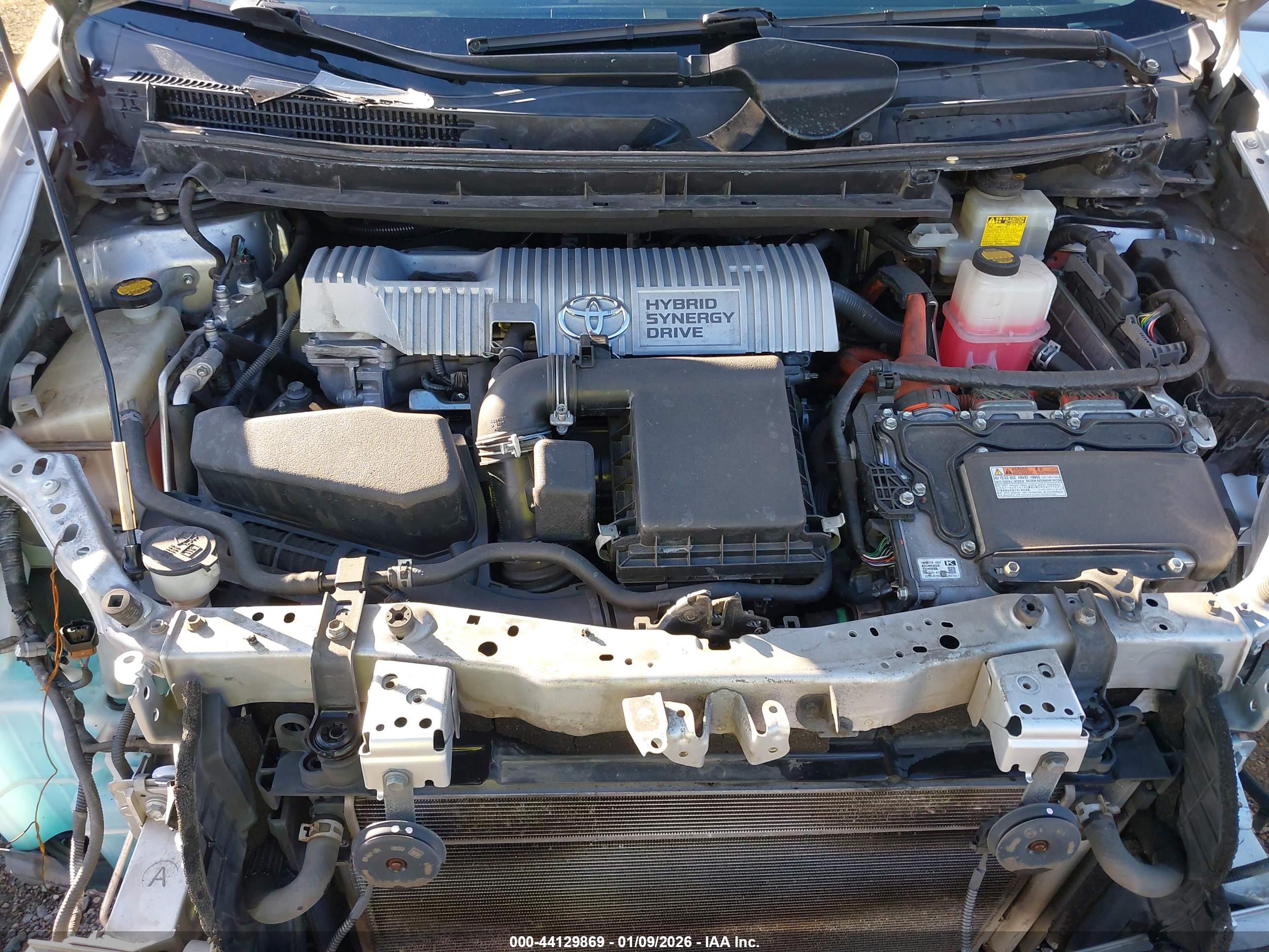 TOYOTA PRIUS image 10