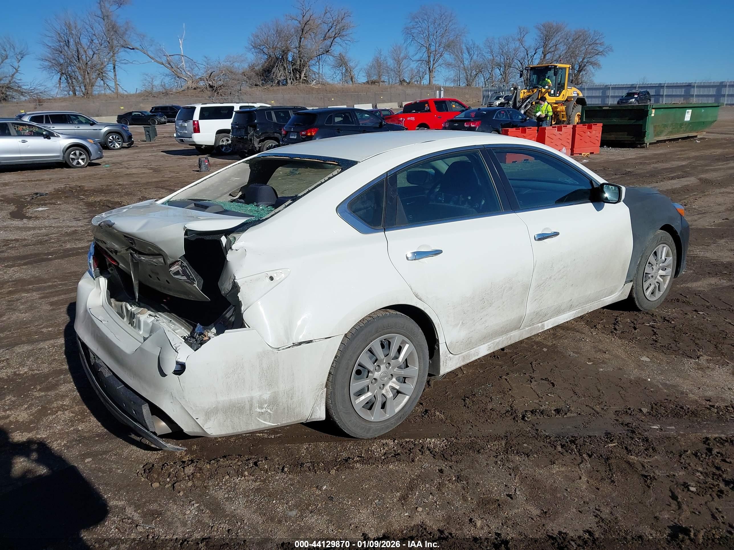 NISSAN ALTIMA image 4