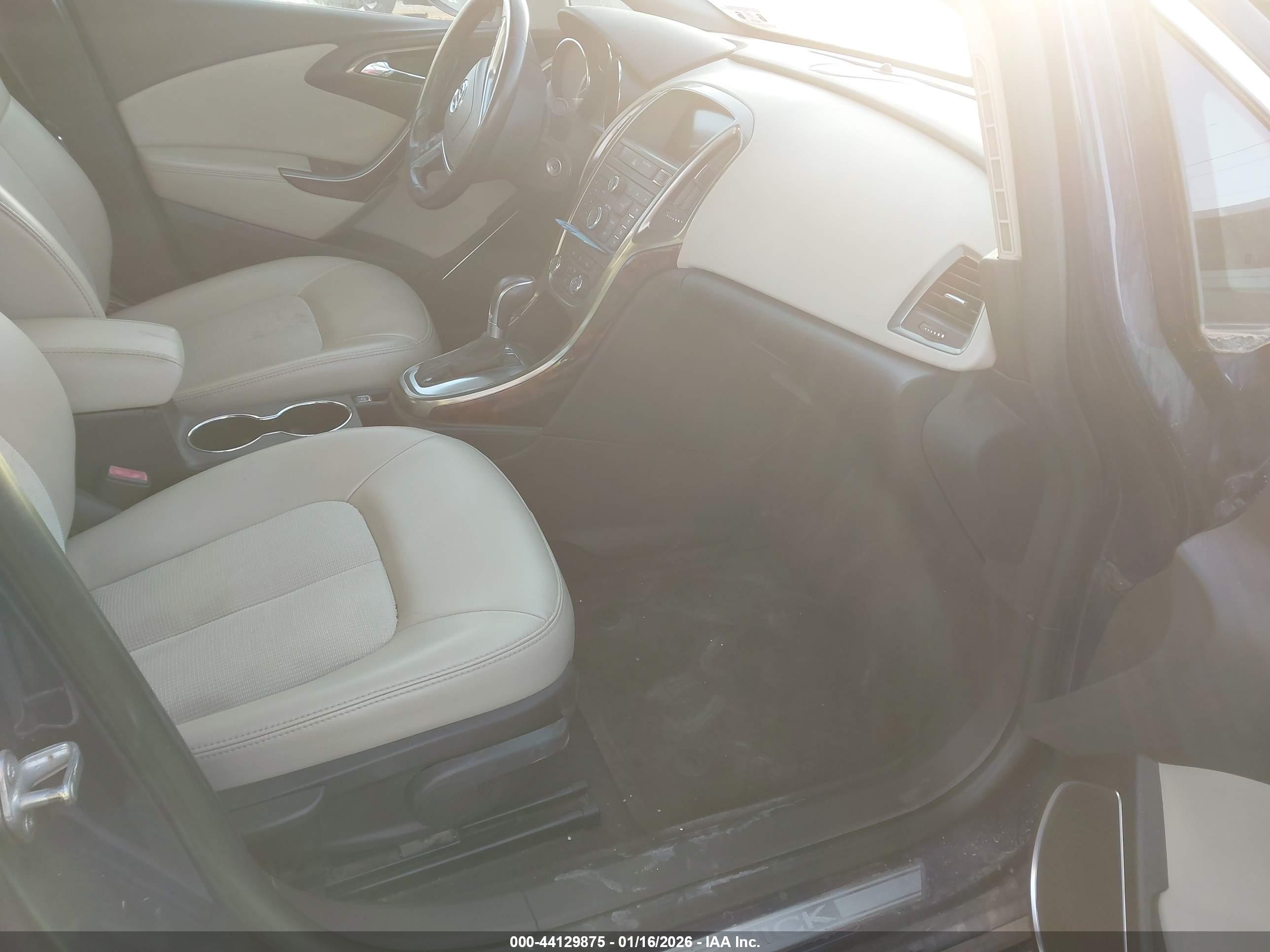 BUICK VERANO image 5