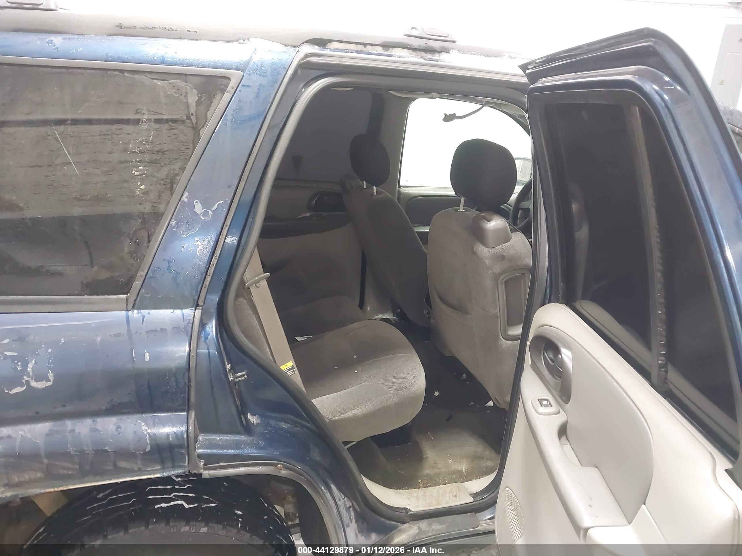 CHEVROLET TRAILBLAZER image 8