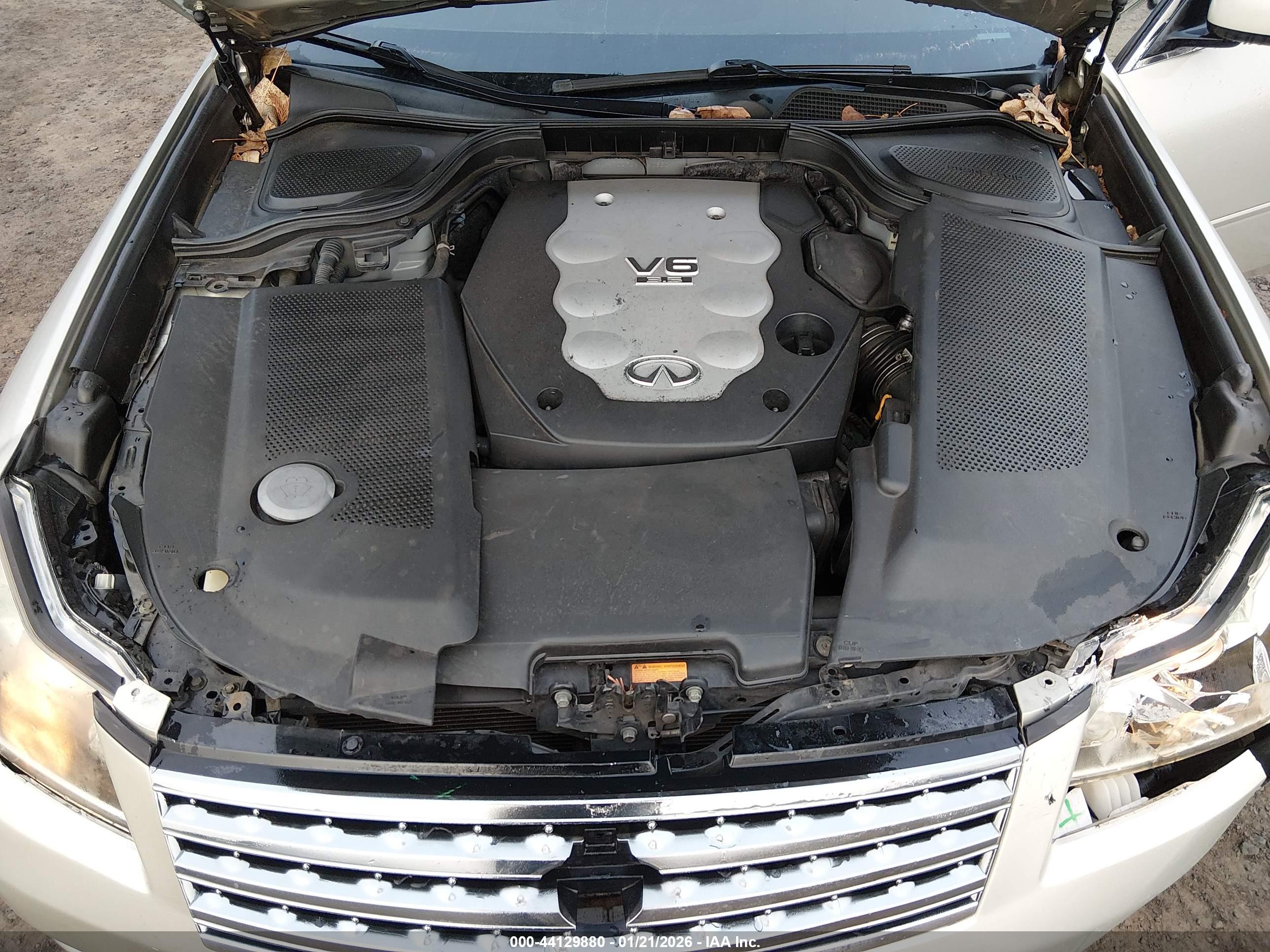 INFINITI M35X image 10
