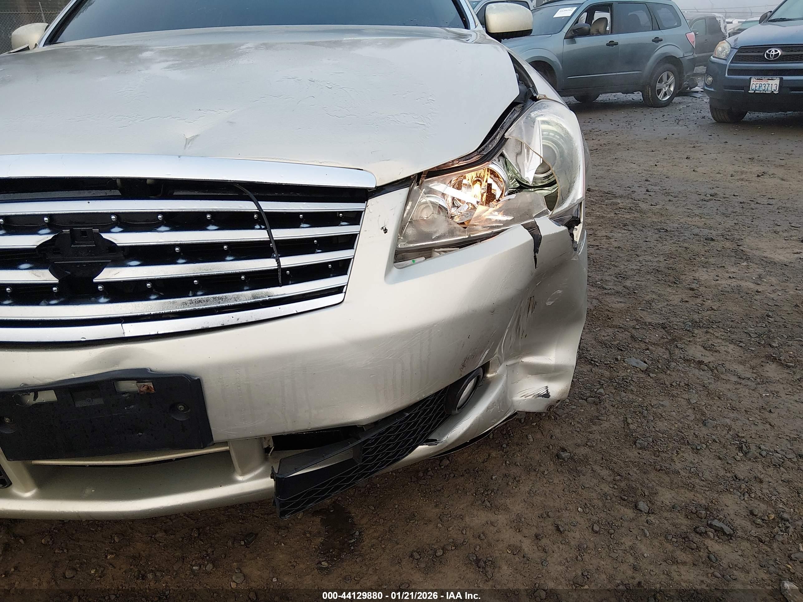 INFINITI M35X image 6