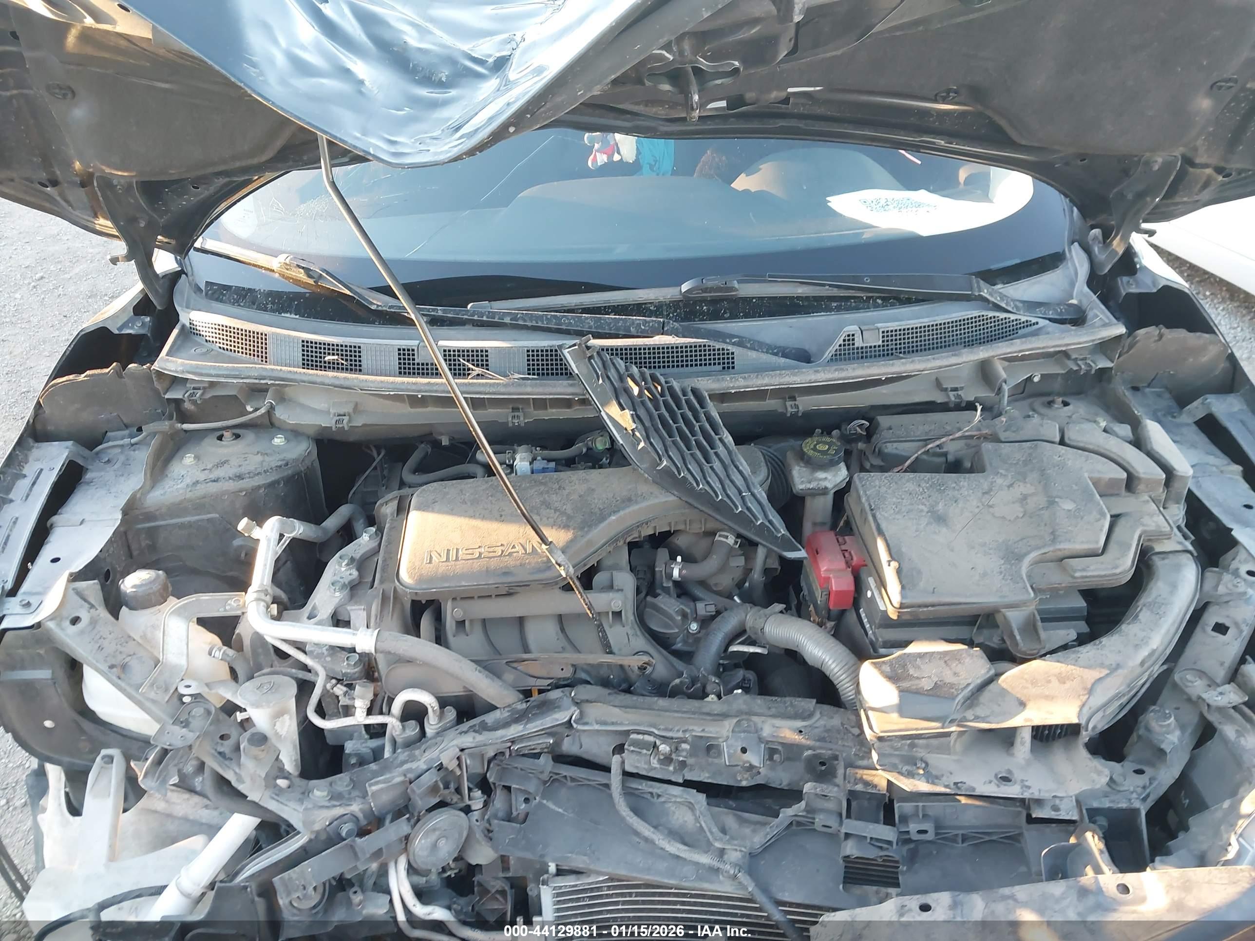 NISSAN ROGUE image 10